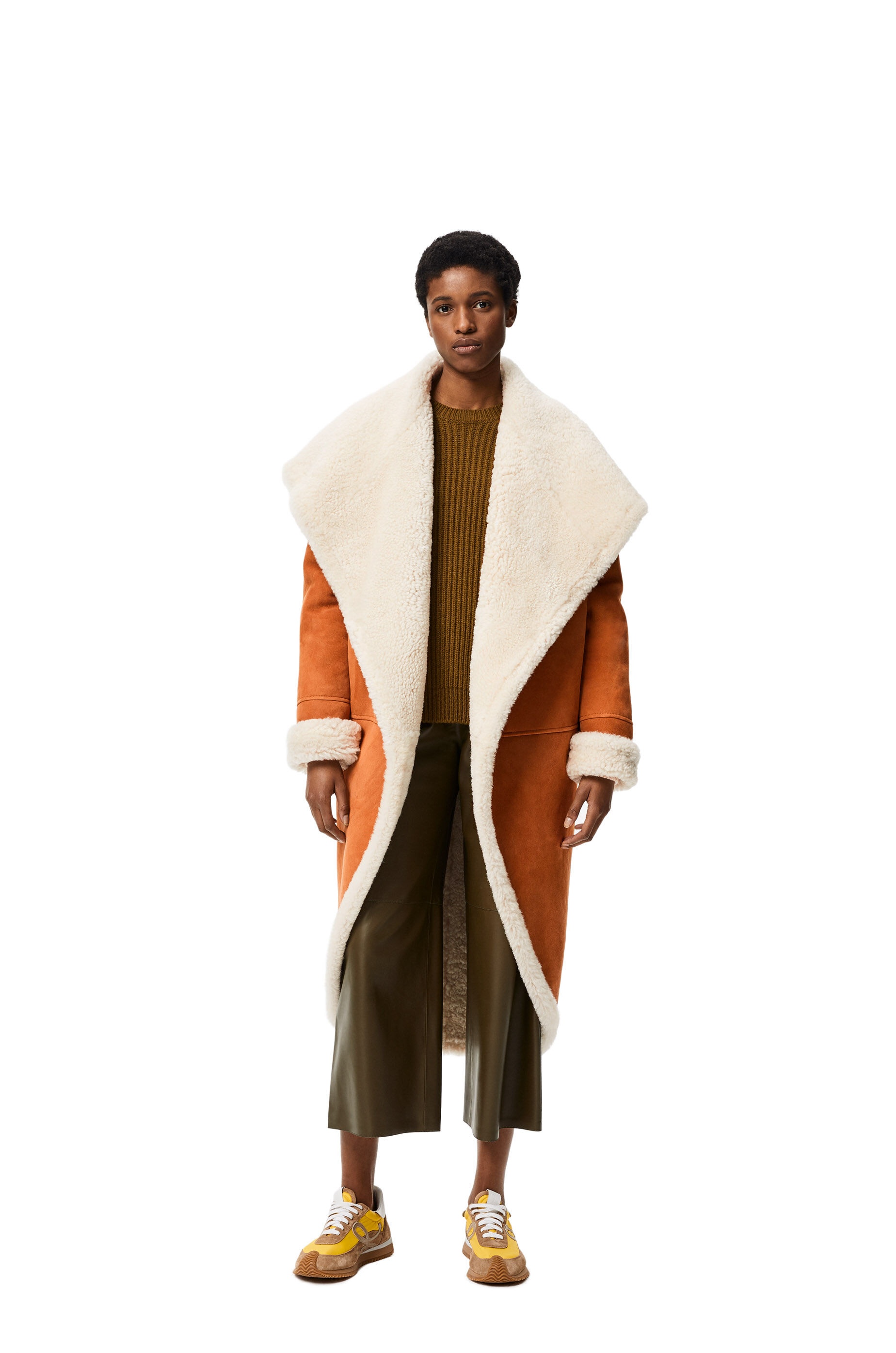 Shawl collar coat in shearling - 2