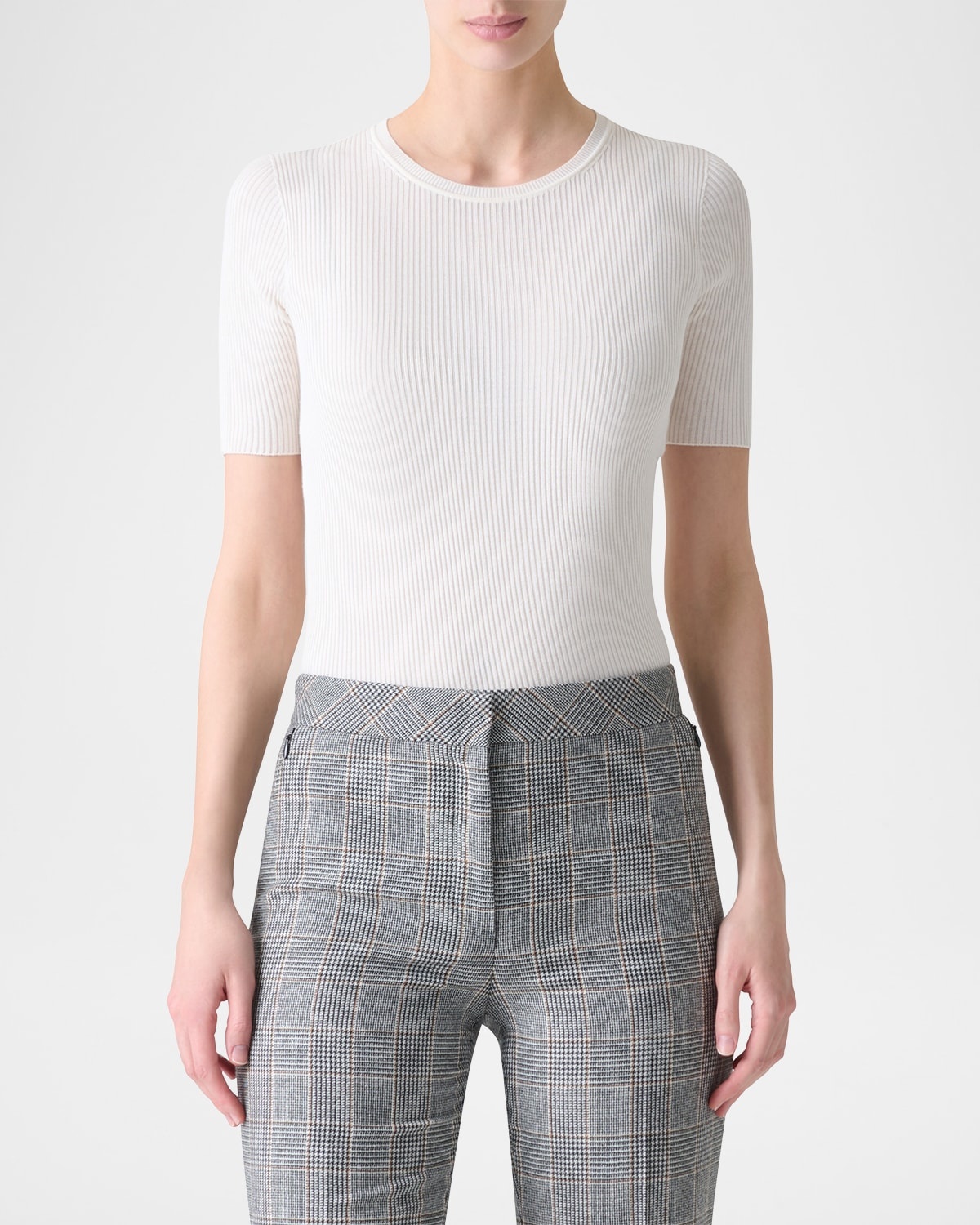 Ribbed Seamless Crewneck Sweater - 4