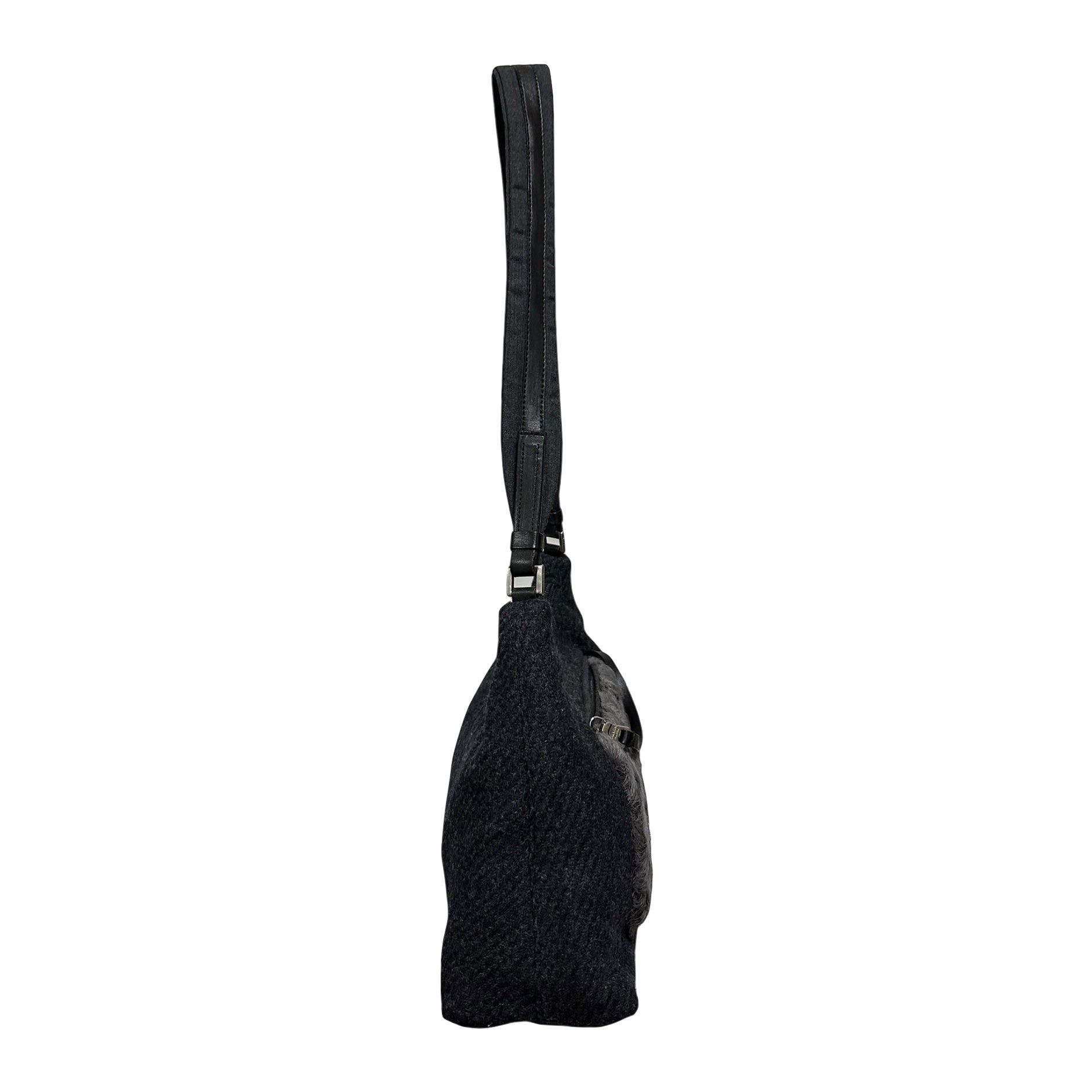 PRADA Fall Winter 1999 Lamb Fur and Wool Shoulder Bag - 3