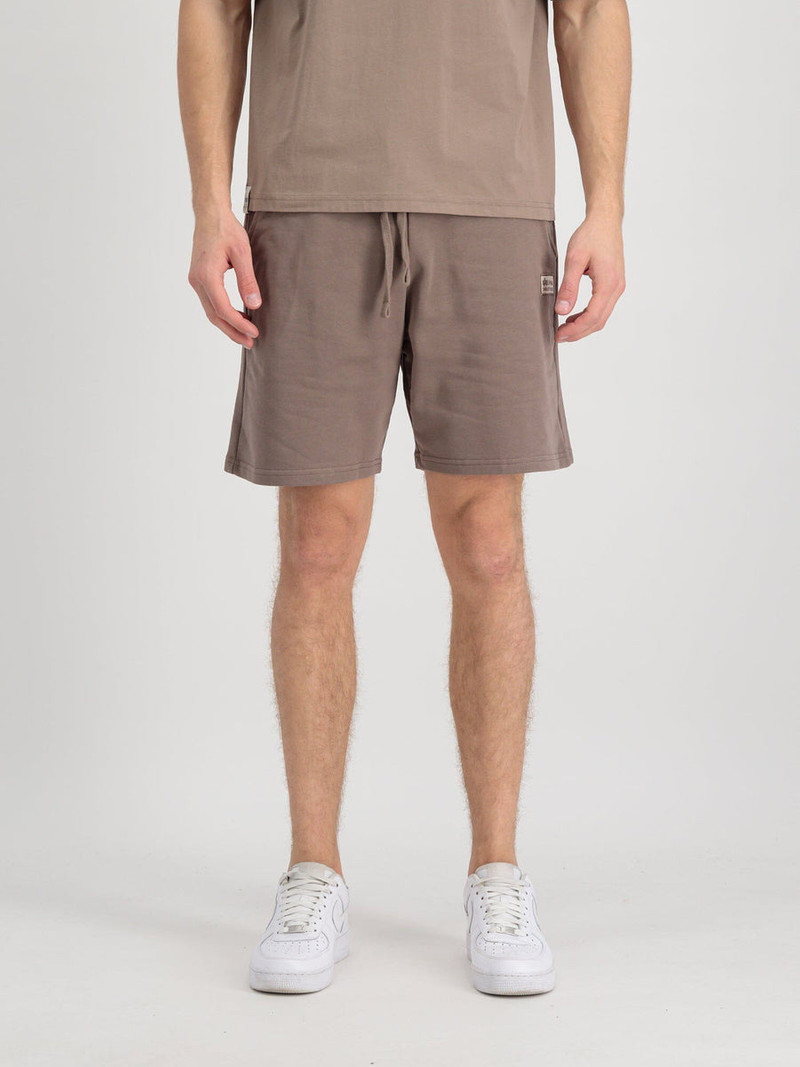 ALPHA INDUSTRIES ORGANIC JOGGER SHORT outlook