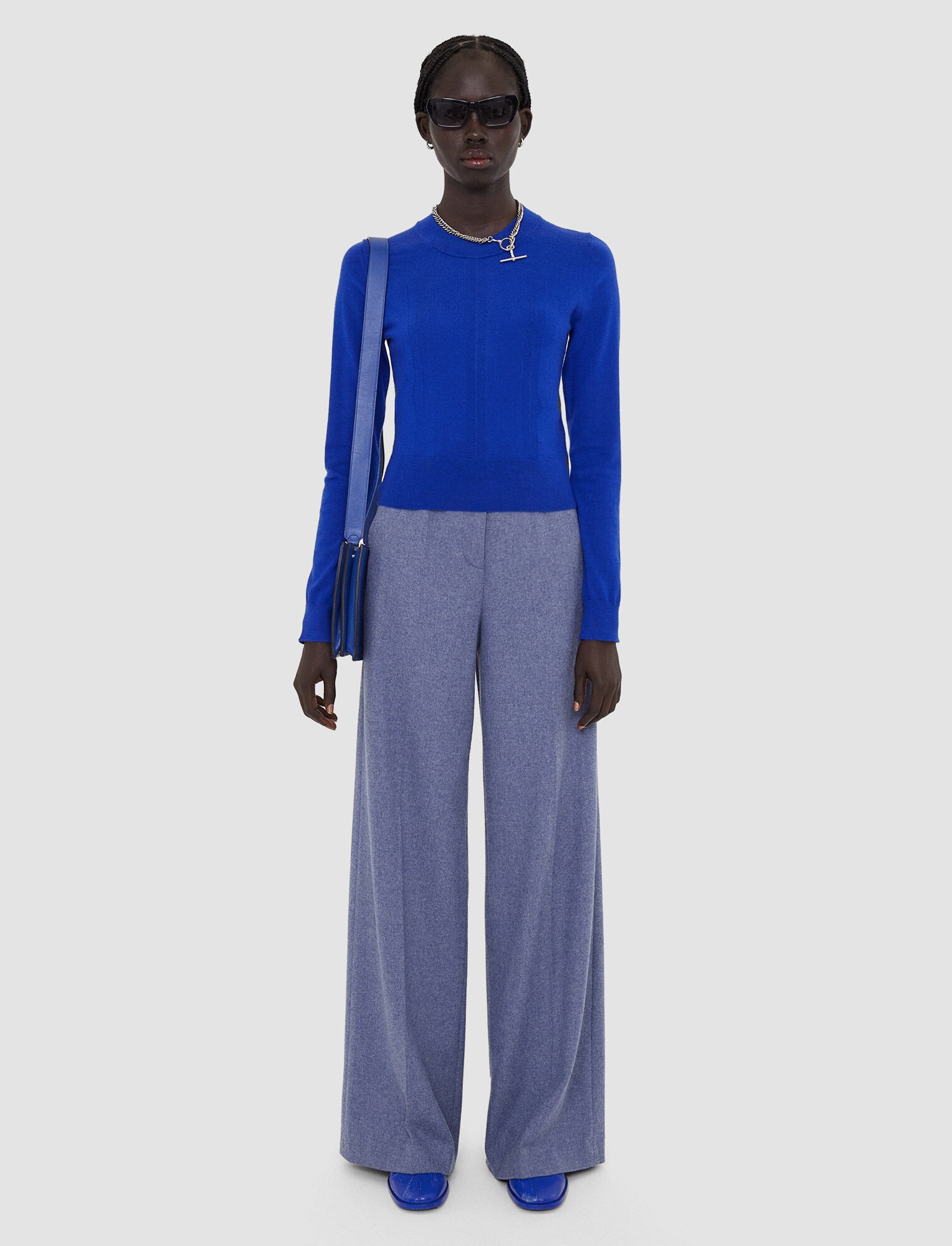Cashmere Stretch Round Neck Jumper - 2