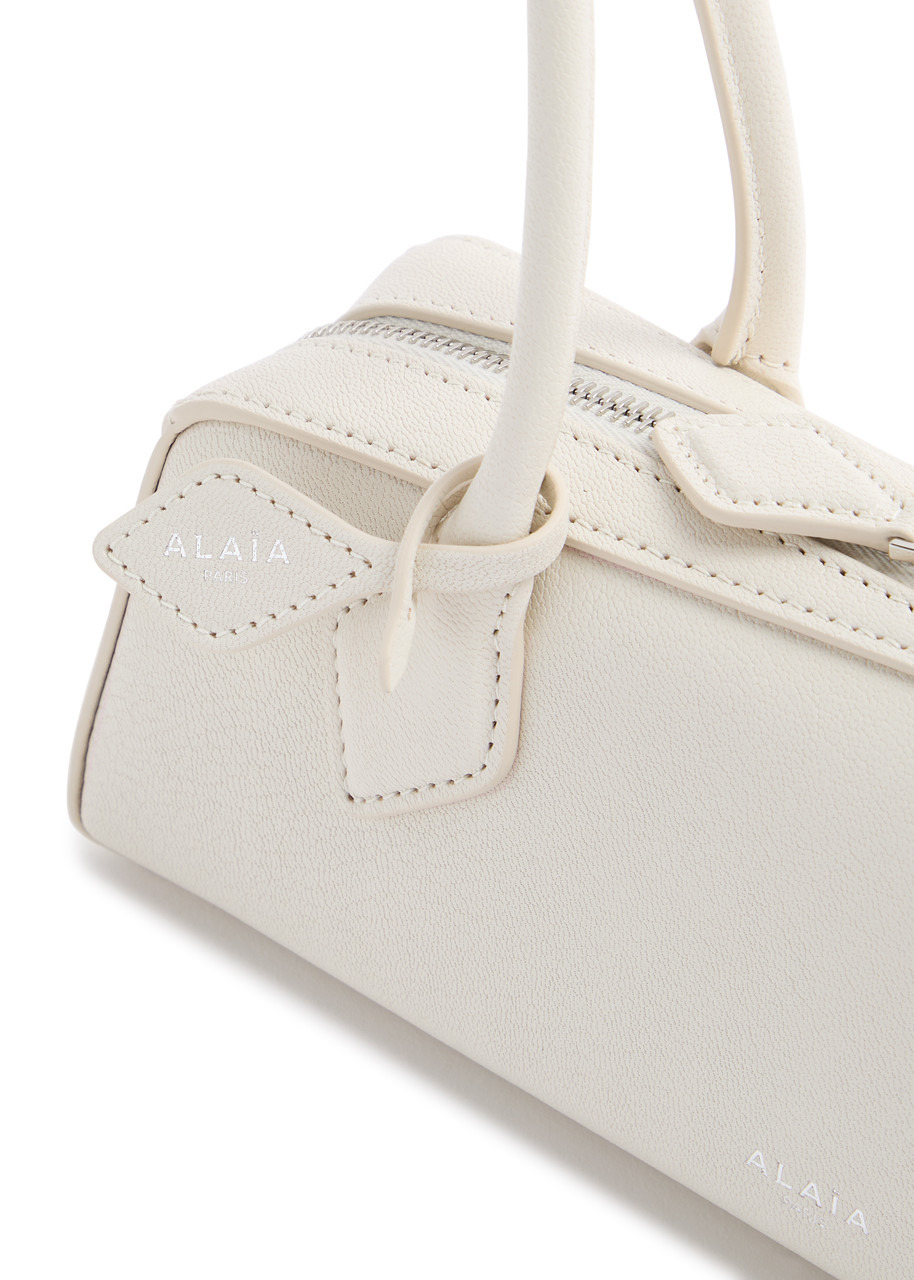Alaïa Le Teckel Small Grained Leather Shoulder bag - 3