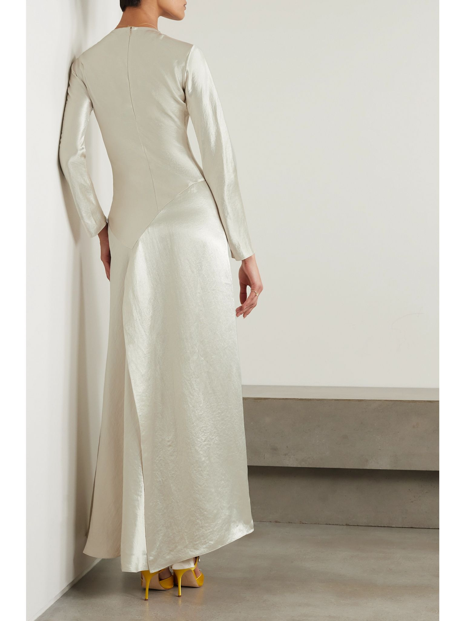 Yara paneled hammered-satin gown Silver - 3