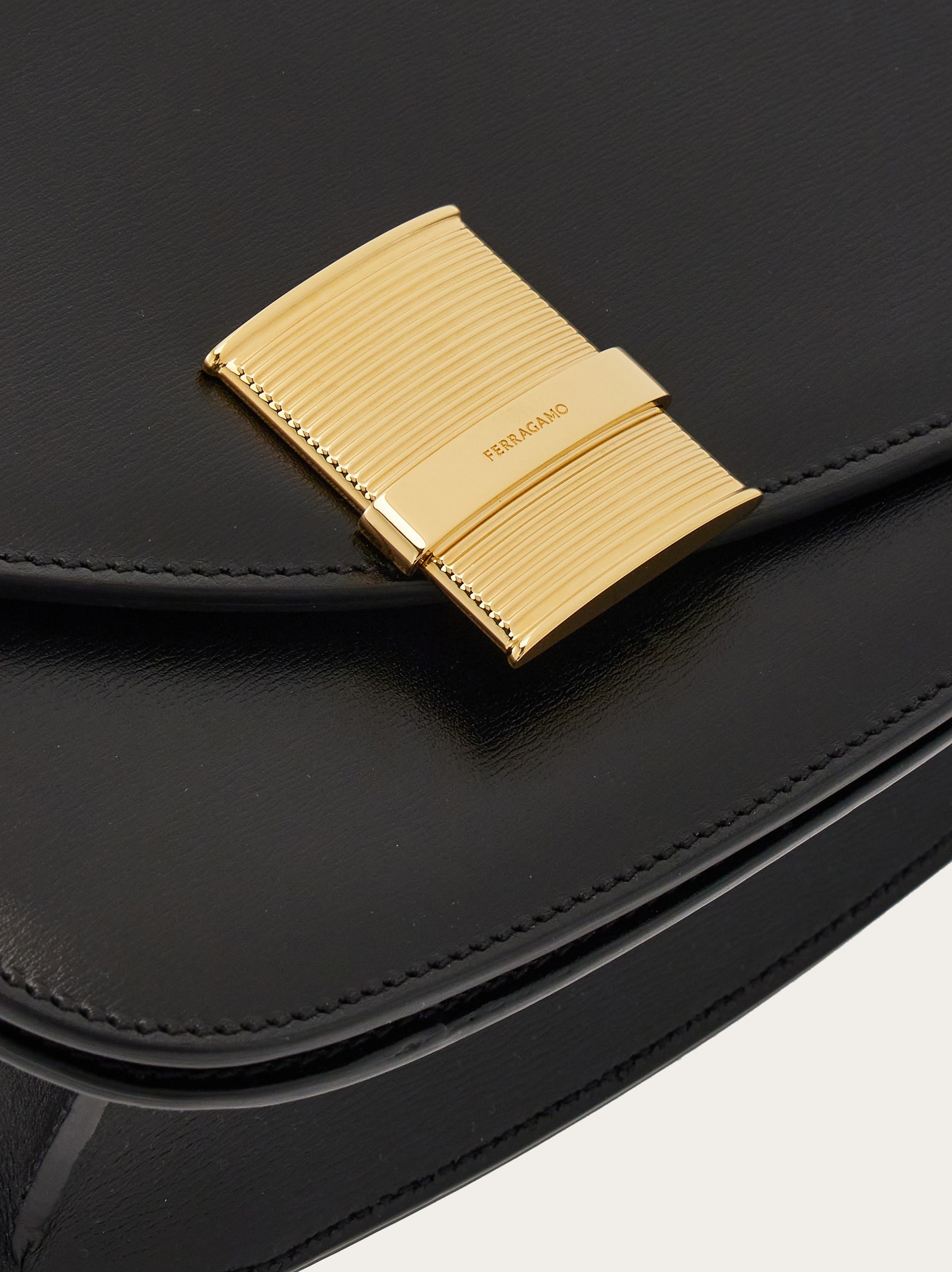 Fiamma crossbody bag (S) - 7