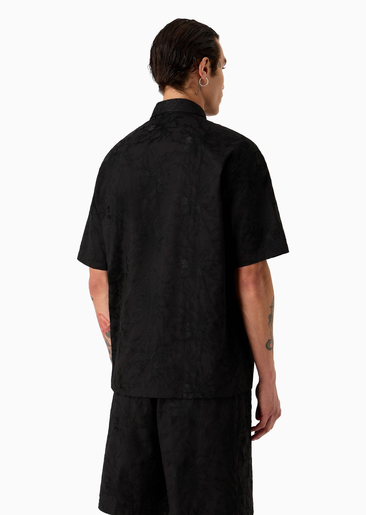 Oversized, short-sleeved poplin shirt with all-over ramage embroidery - 3