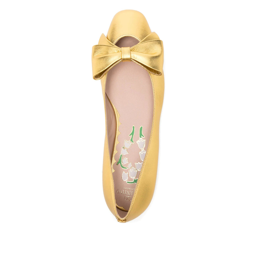 Valentino Garavani Gold Ballet Flats Women - 4
