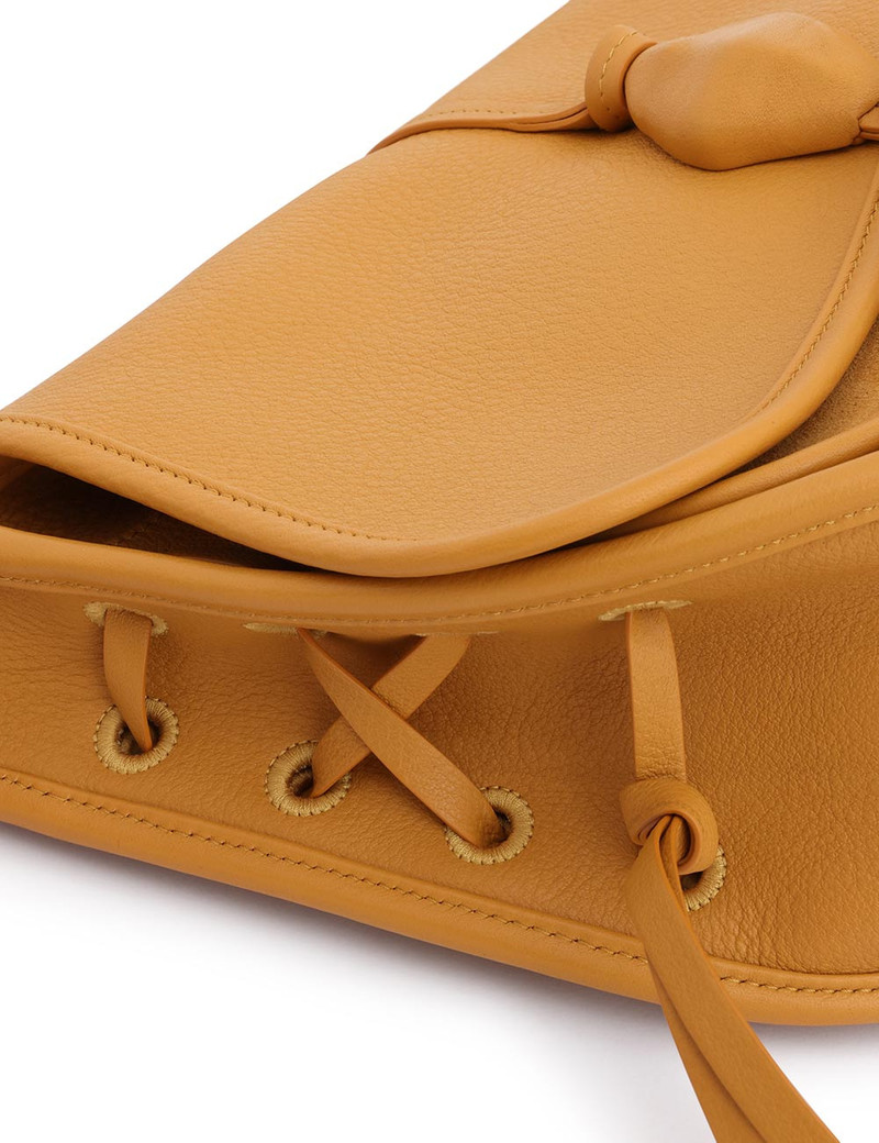 ARCHER CROSSBODY 11