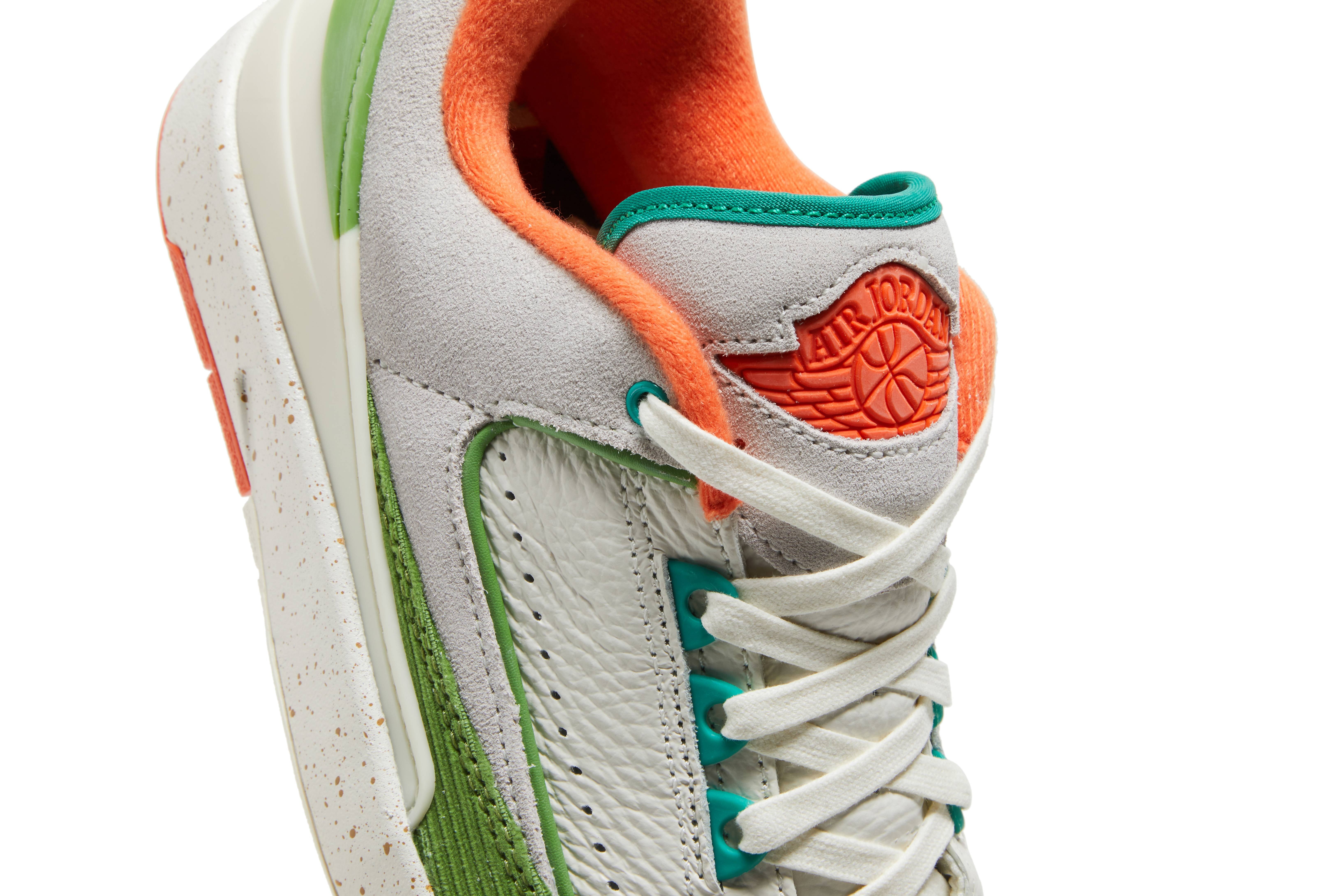 Titan x Wmns Air Jordan 2 Retro Low - 10