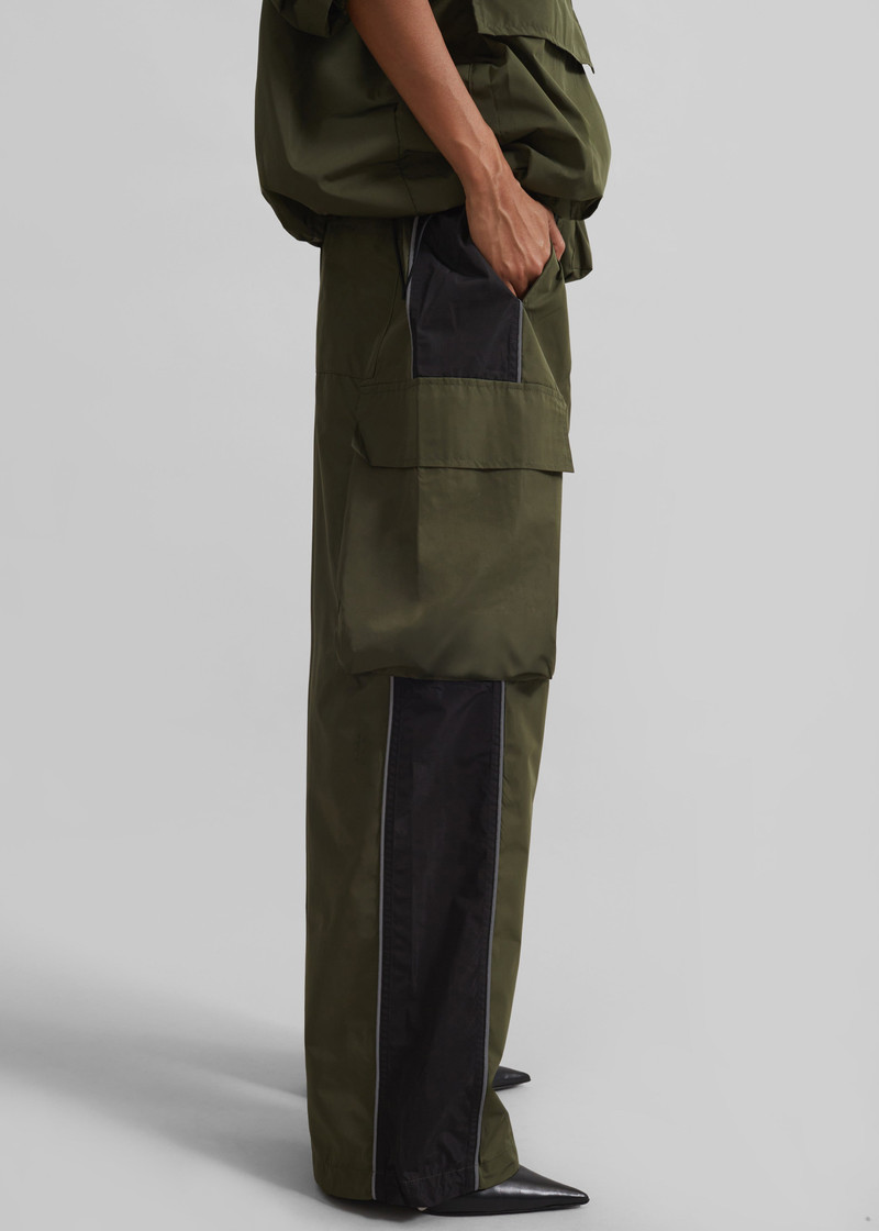 Navan Cargo Pants - Khaki 6