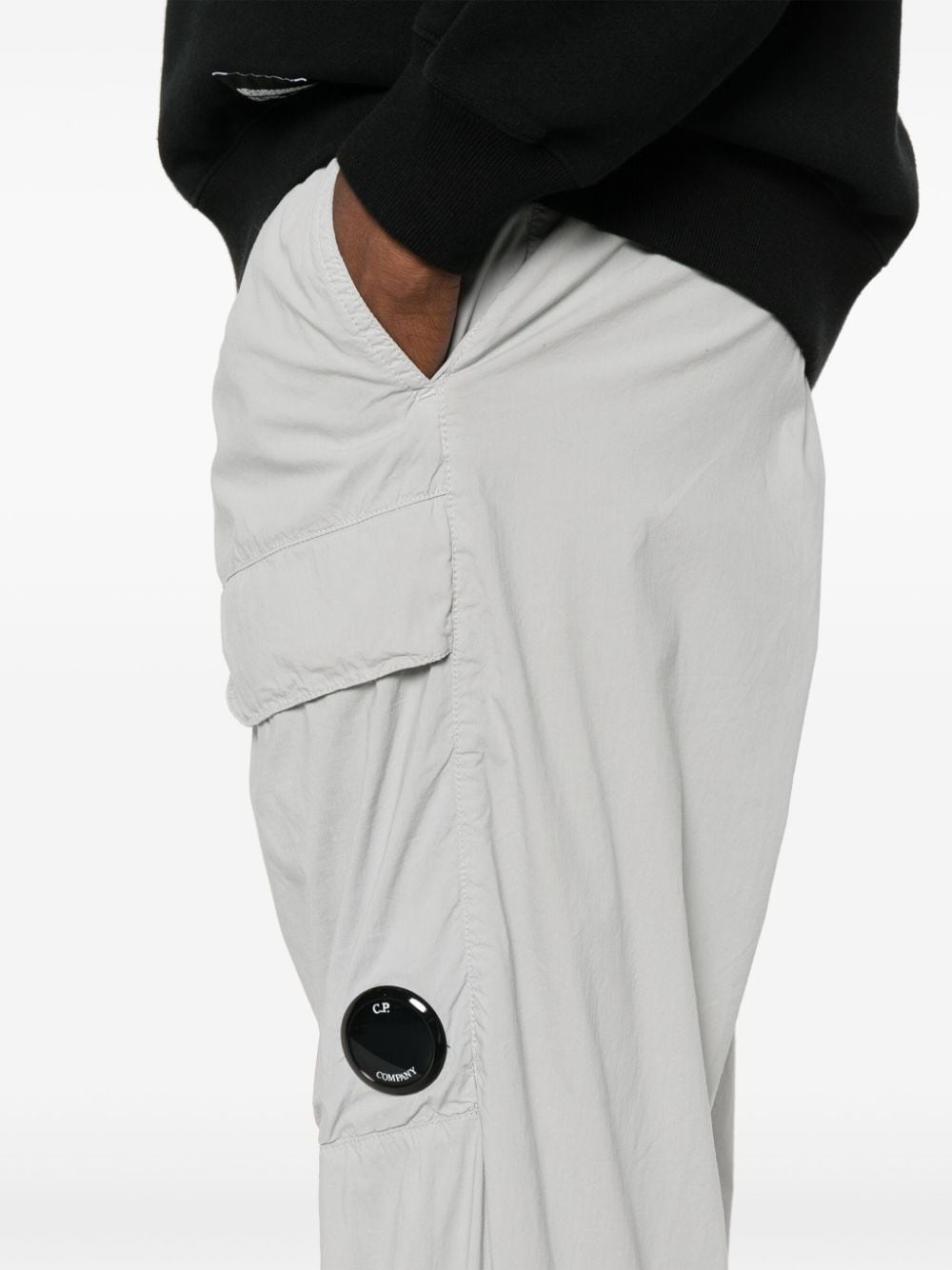 Lens-detail cargo trousers - 5