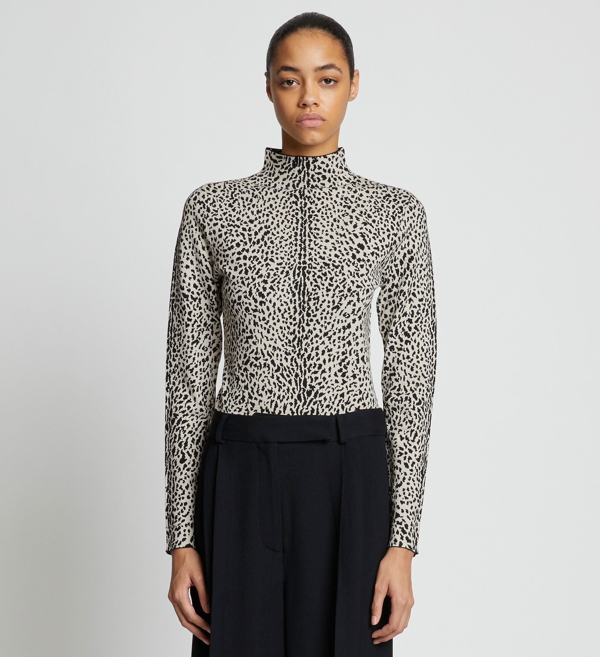 Cheetah Jacquard Turtleneck - 2