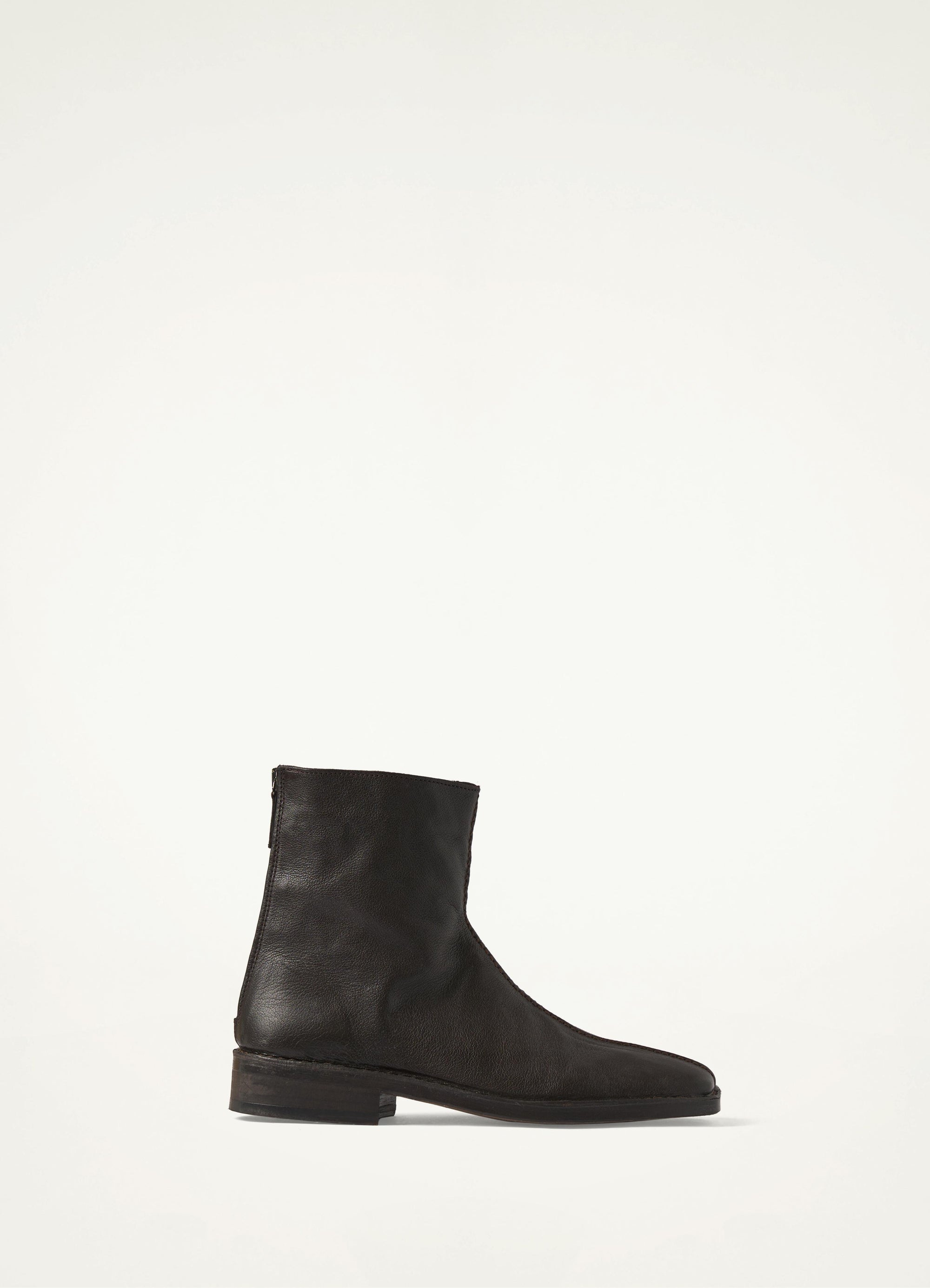 PIPED ZIPPED BOOTS
SOFT LEATHER - 1