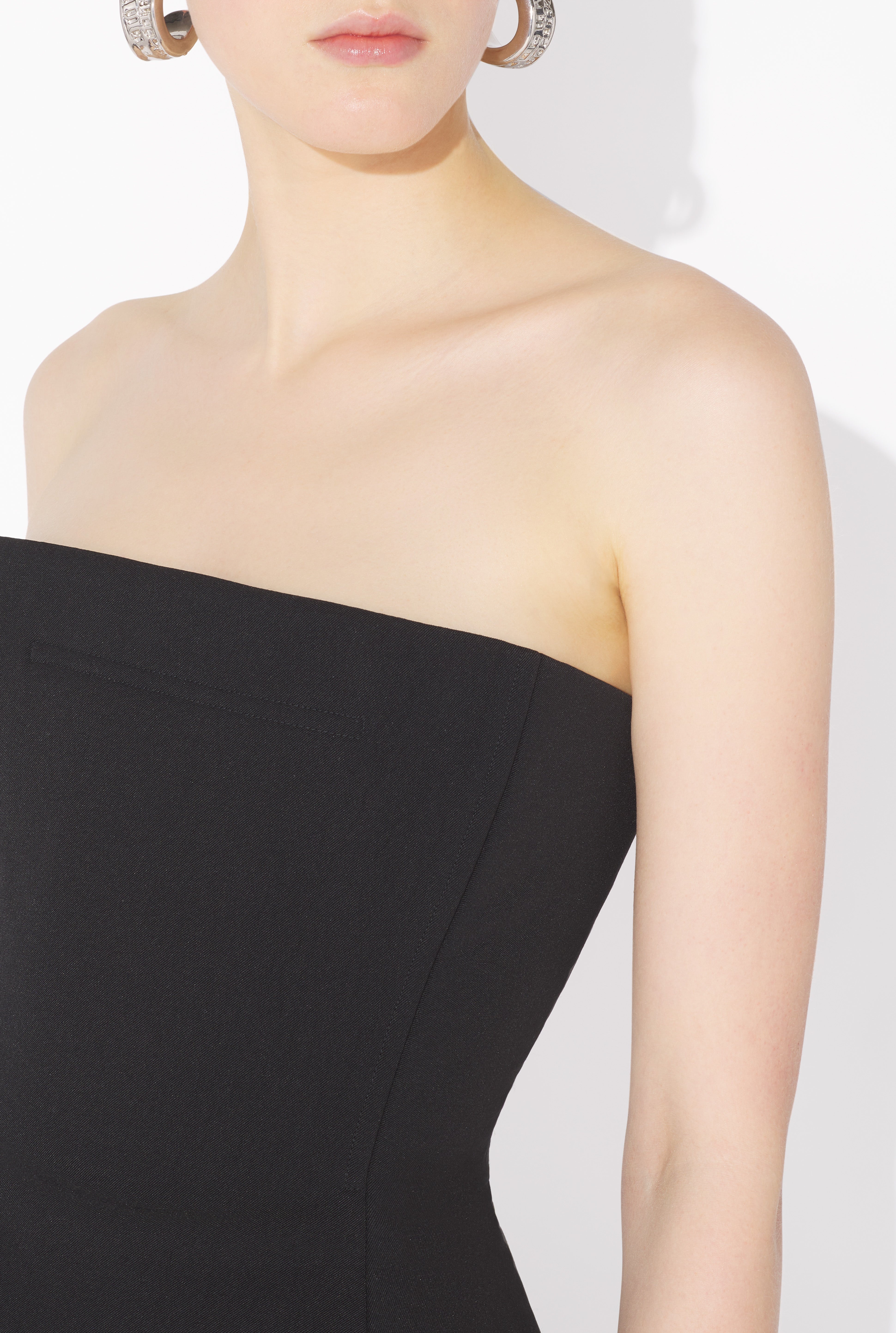 THE BLACK SUIT CORSET - 4