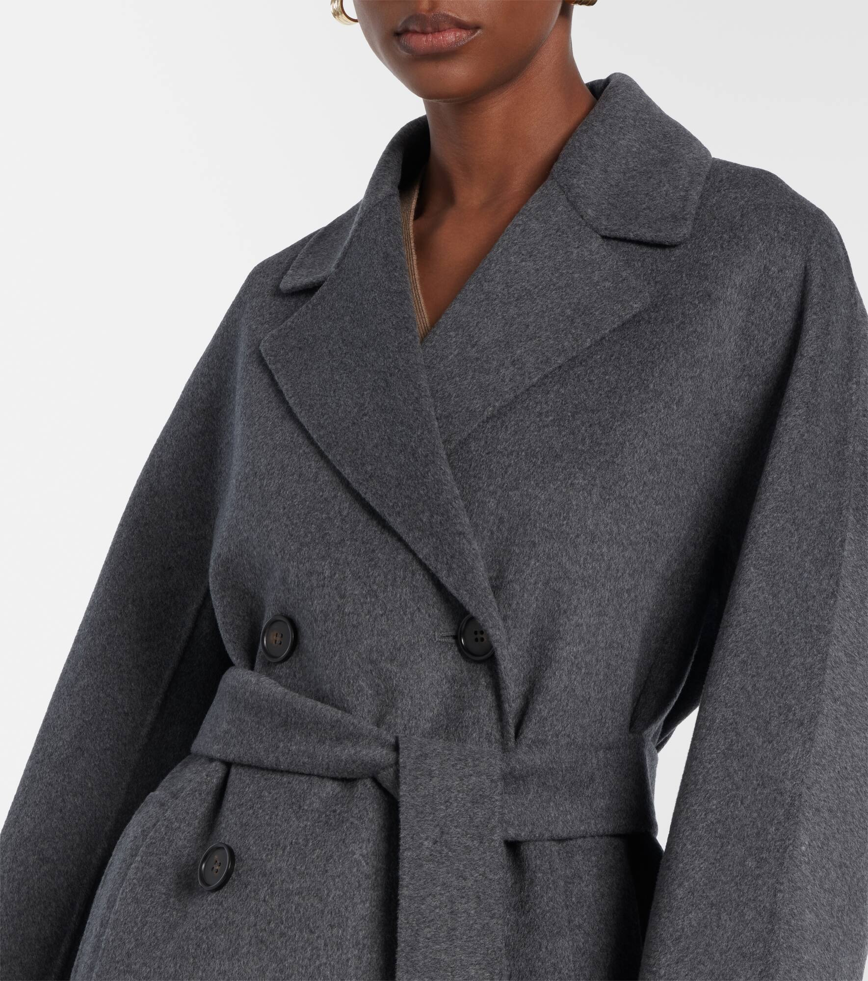 Paul double-breasted virgin wool coat - 4