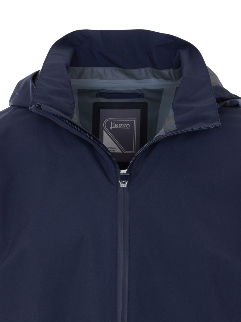 detachable-hood jacket 4