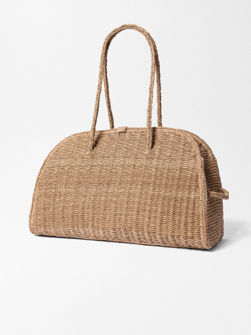 The raffia Turismo 6