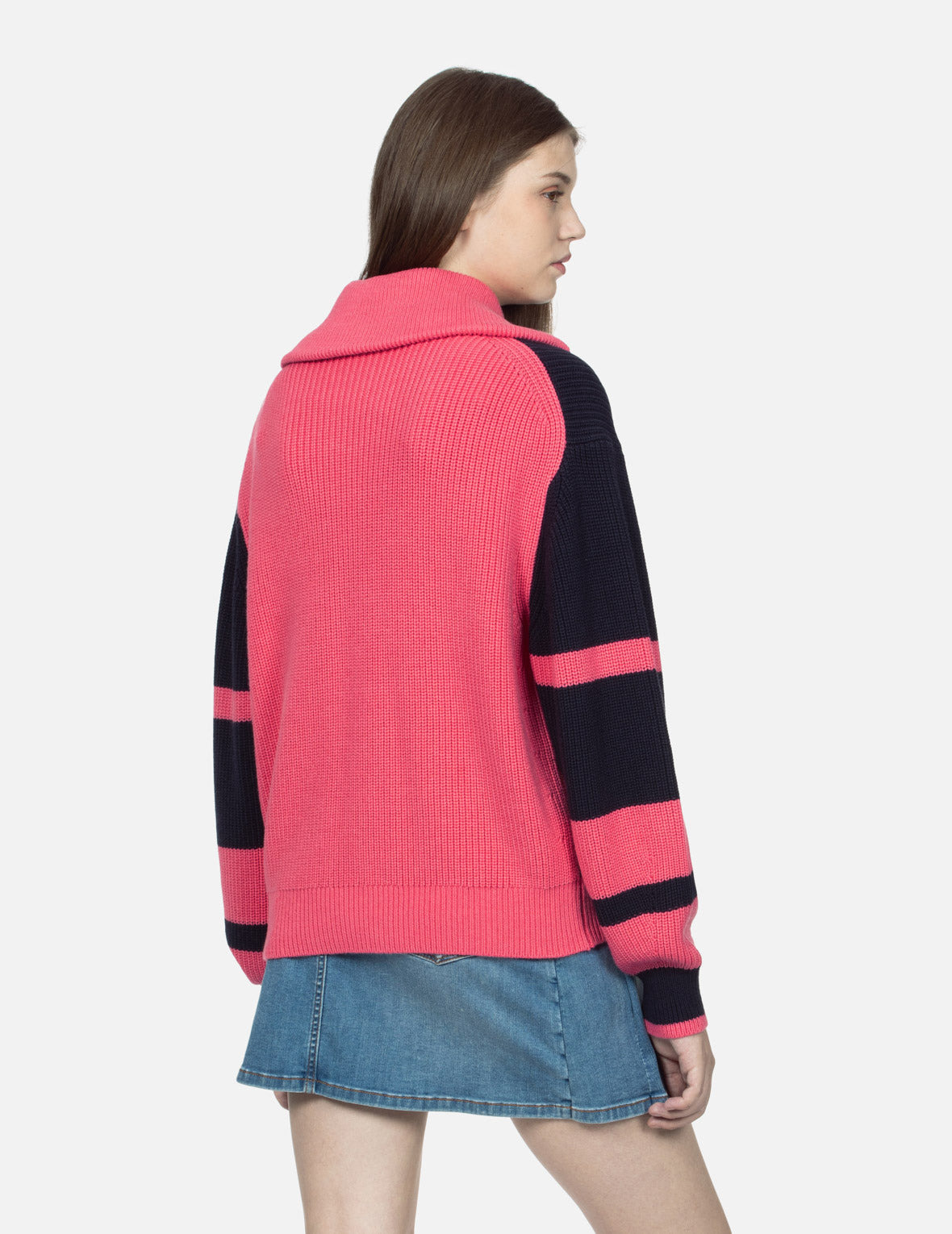 “EV” HEART BADGE STRIPED CROPPED HALF-ZIP SWEATER - 8