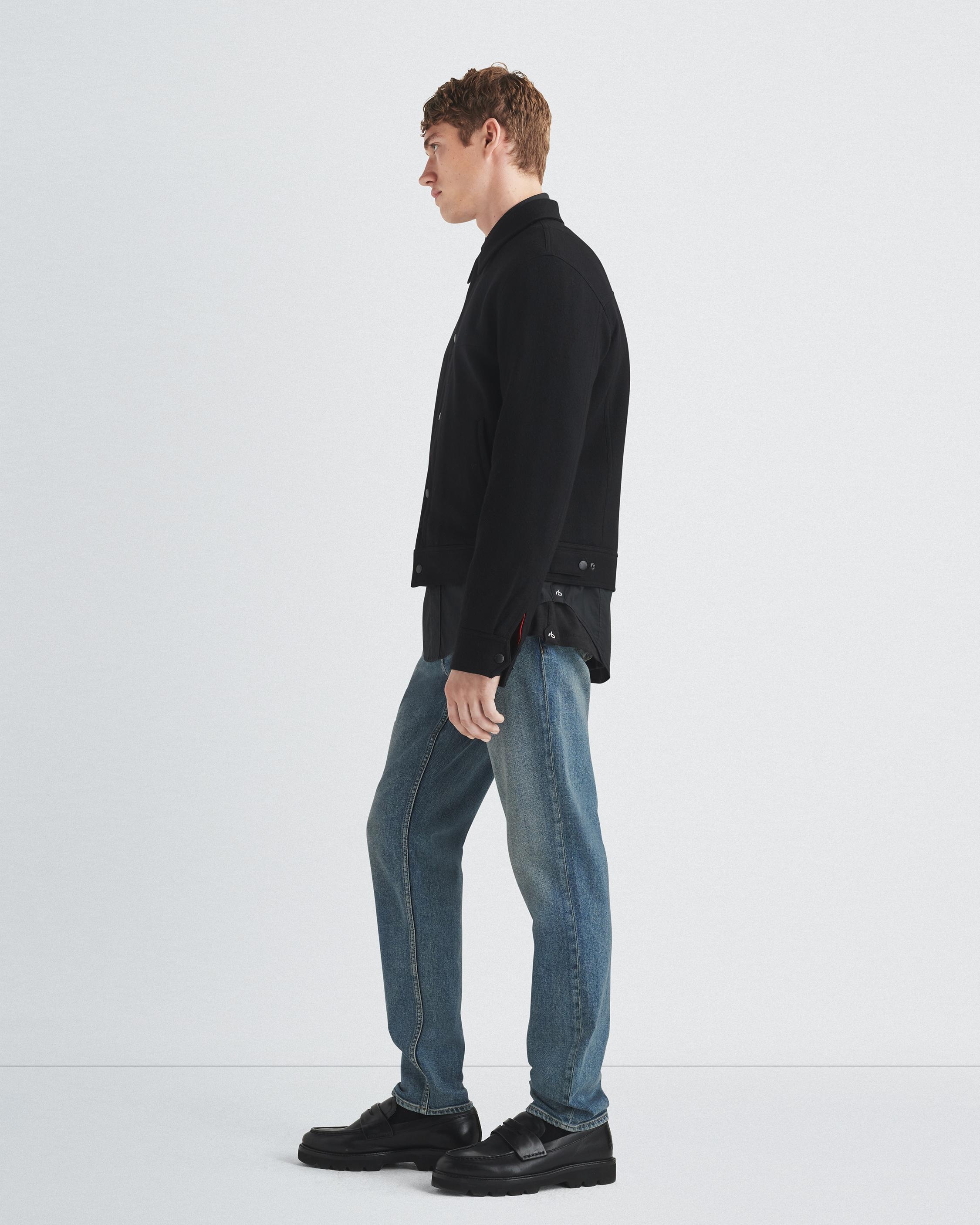 Fit 3 - Daytona
Athletic Fit Authentic Stretch Jean - 4