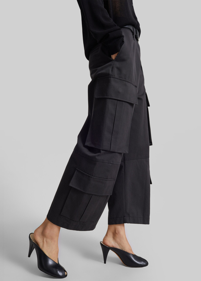 Villeron Cropped Cargo Pants - Dark Grey 4