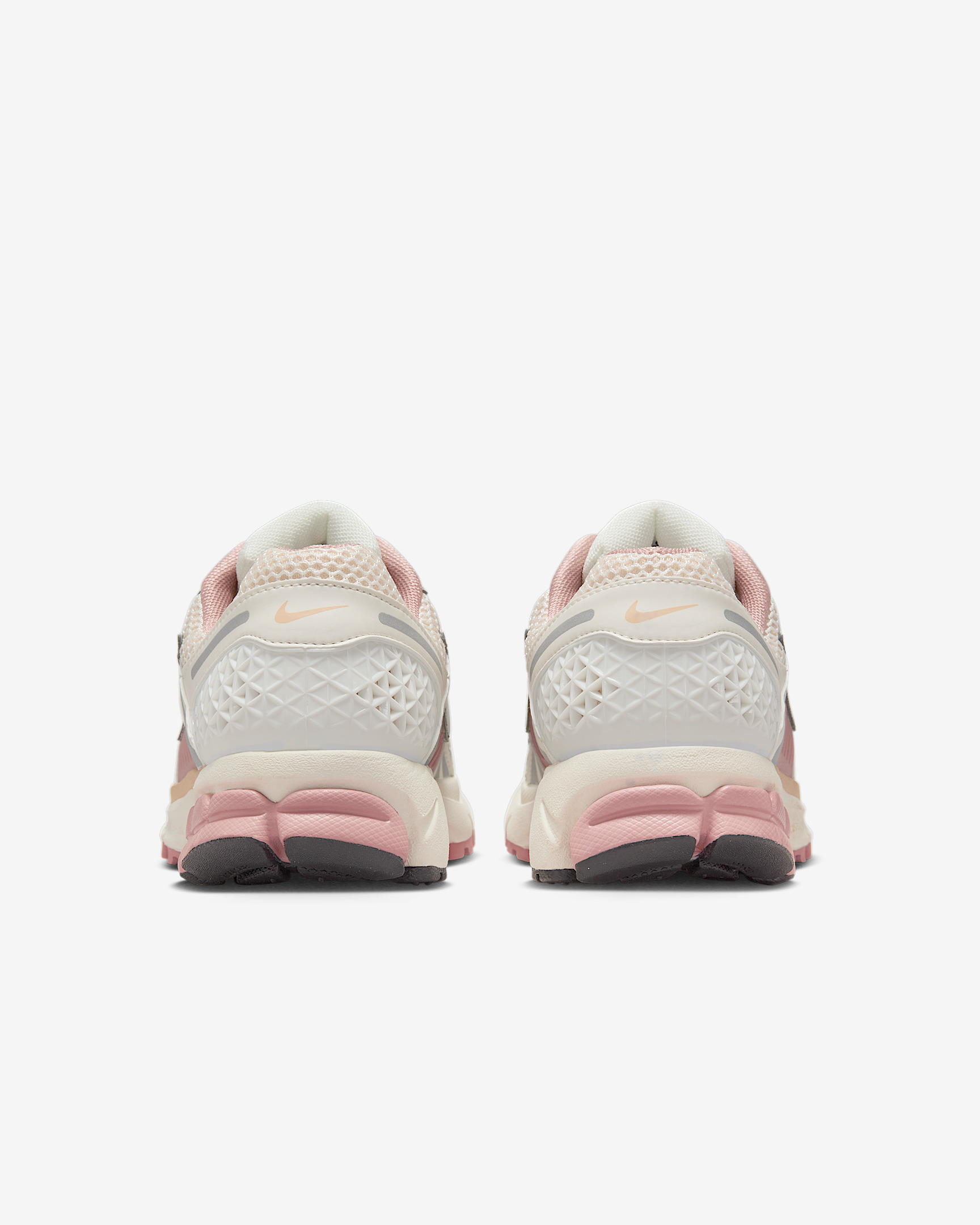 Nike Zoom Vomero 5 Women's Shoes - 6