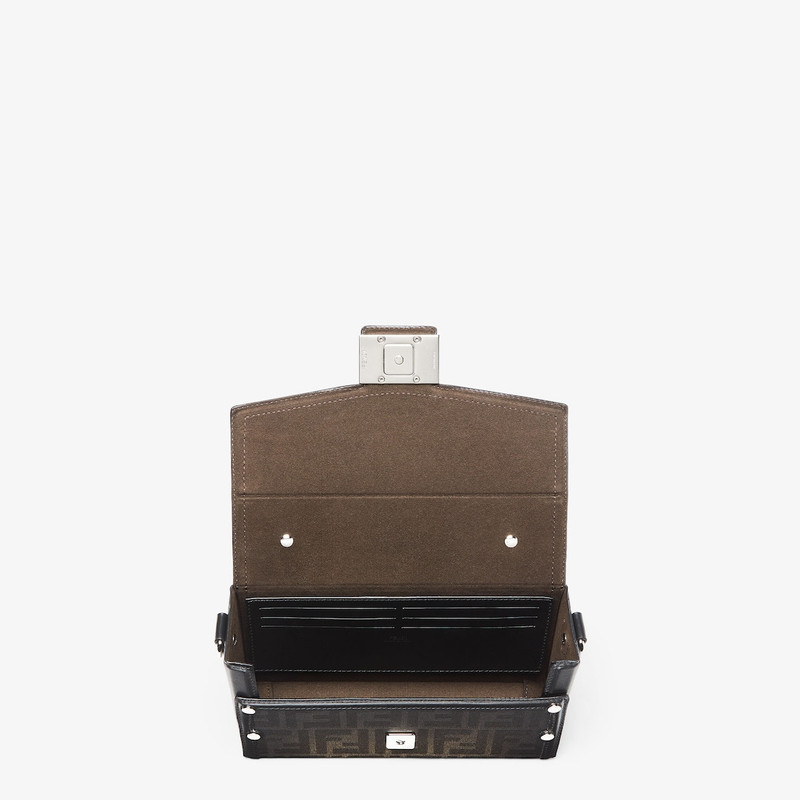 Soft Trunk Baguette 5