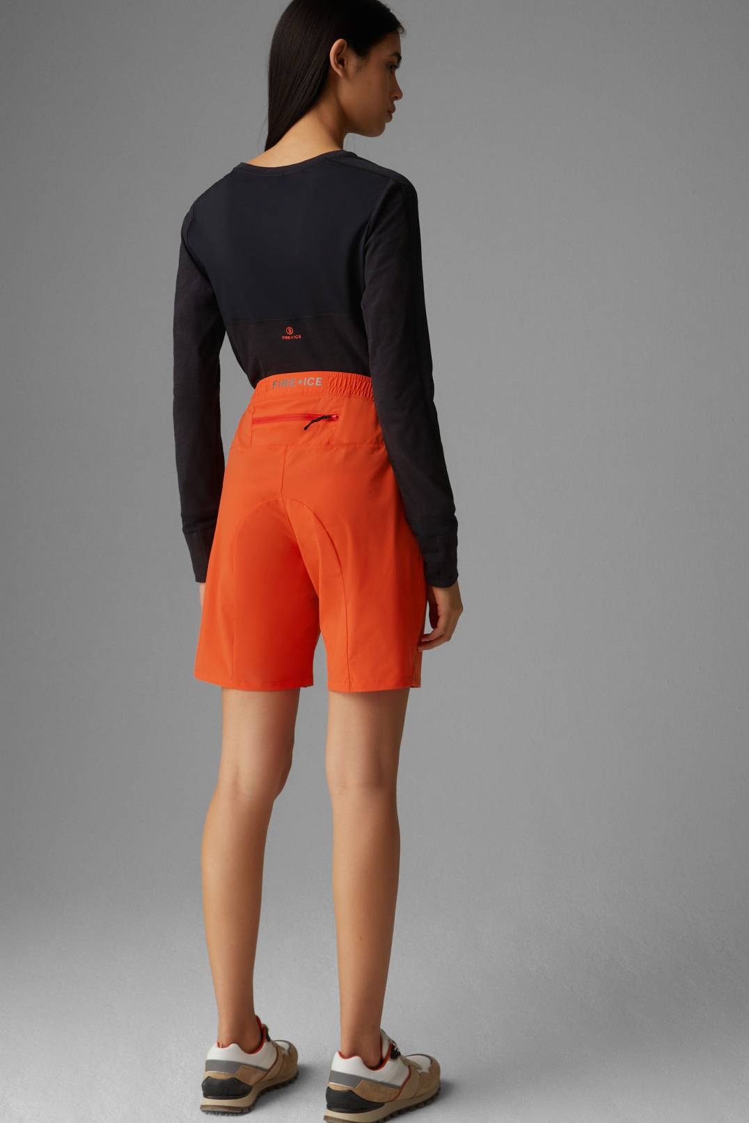 ROBERTA FUNCTIONAL SHORTS IN ORANGE - 3