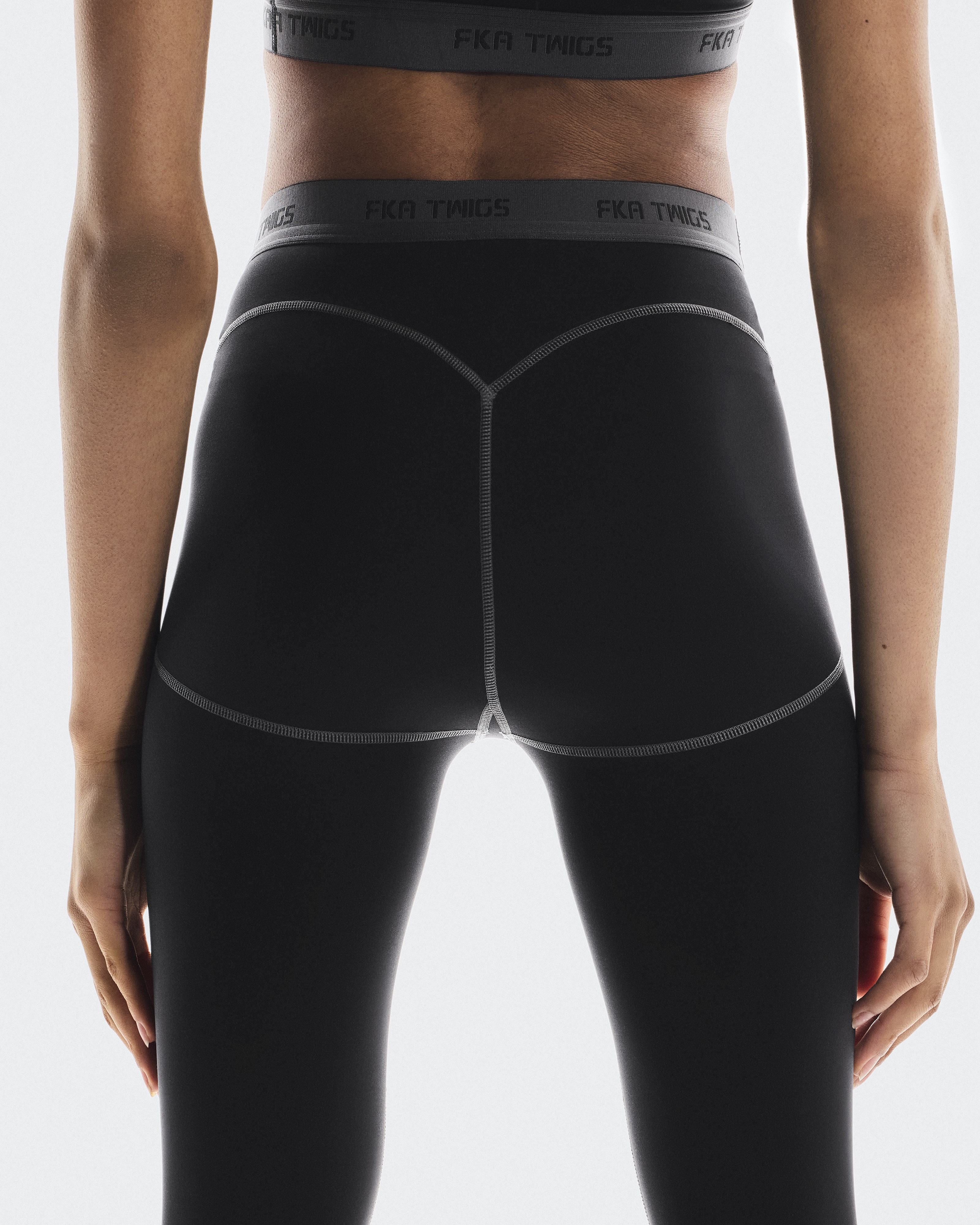 STUDIO TIGHTS FKA - 5