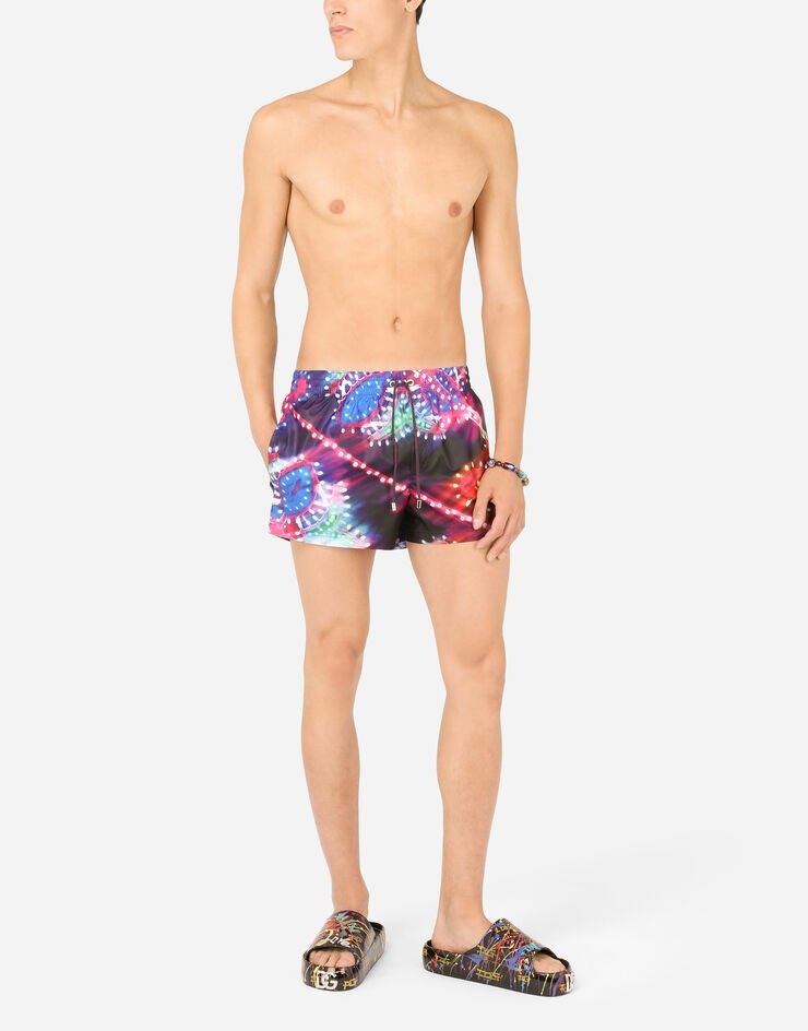 Short swim trunks with illumination print - 3