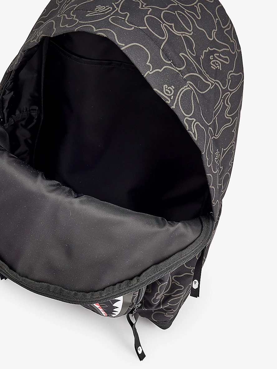 Camo Shark graphic-print woven backpack - 4