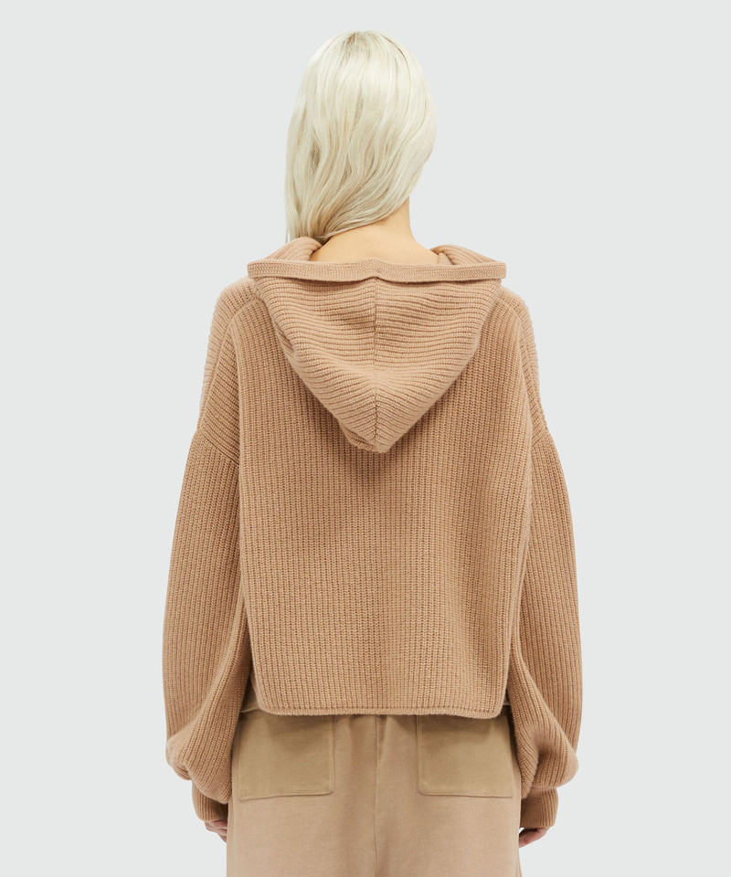 충격 로고를 가진 모직과 cashmere 건빵 스웨터 3