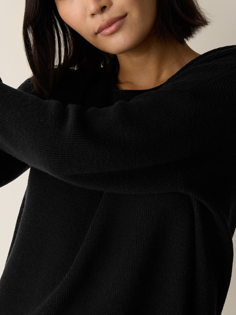 Merino Crew Neck Top in Regenerative Wool 5
