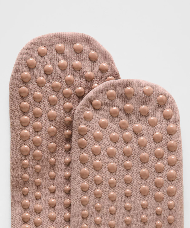 lululemon Unisex Find Your Balance Grip Tab Socks *Updated outlook