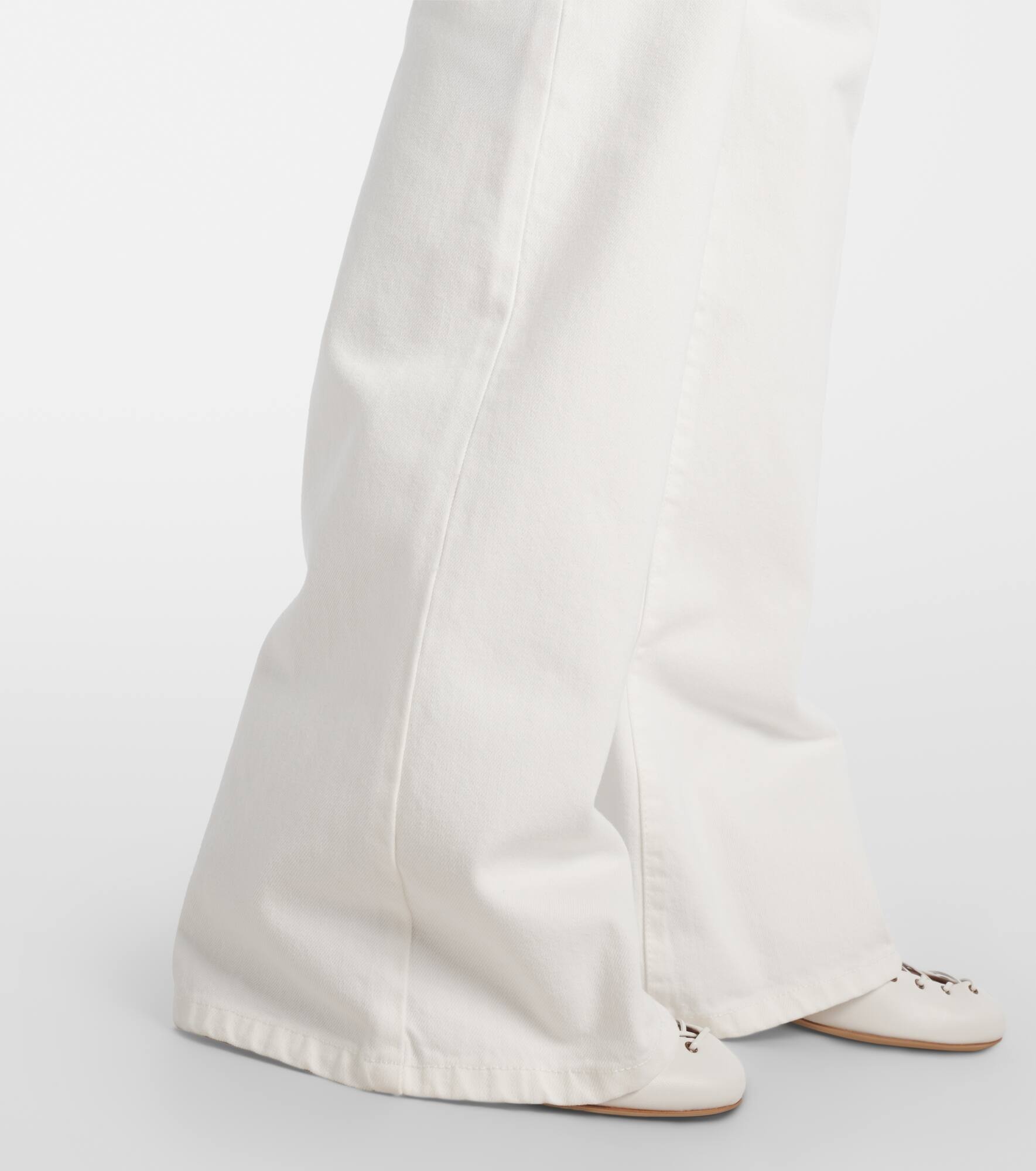 High-rise flared jeans - 6