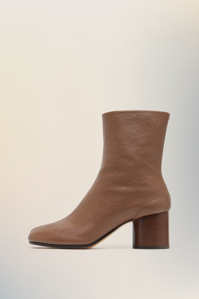 Maison Margiela Tabi ankle boots outlook