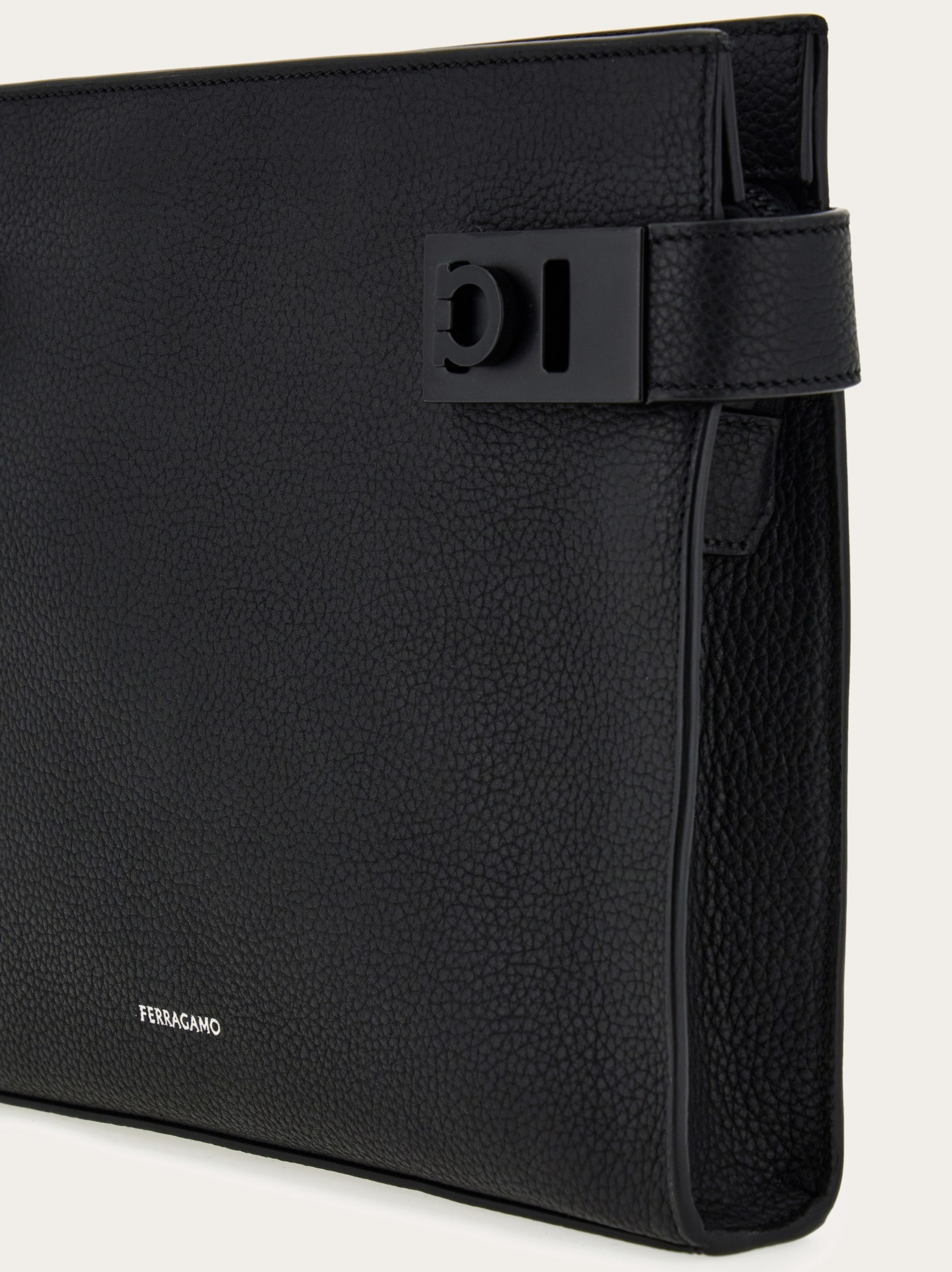 Pouch with Gancini buckles - 6