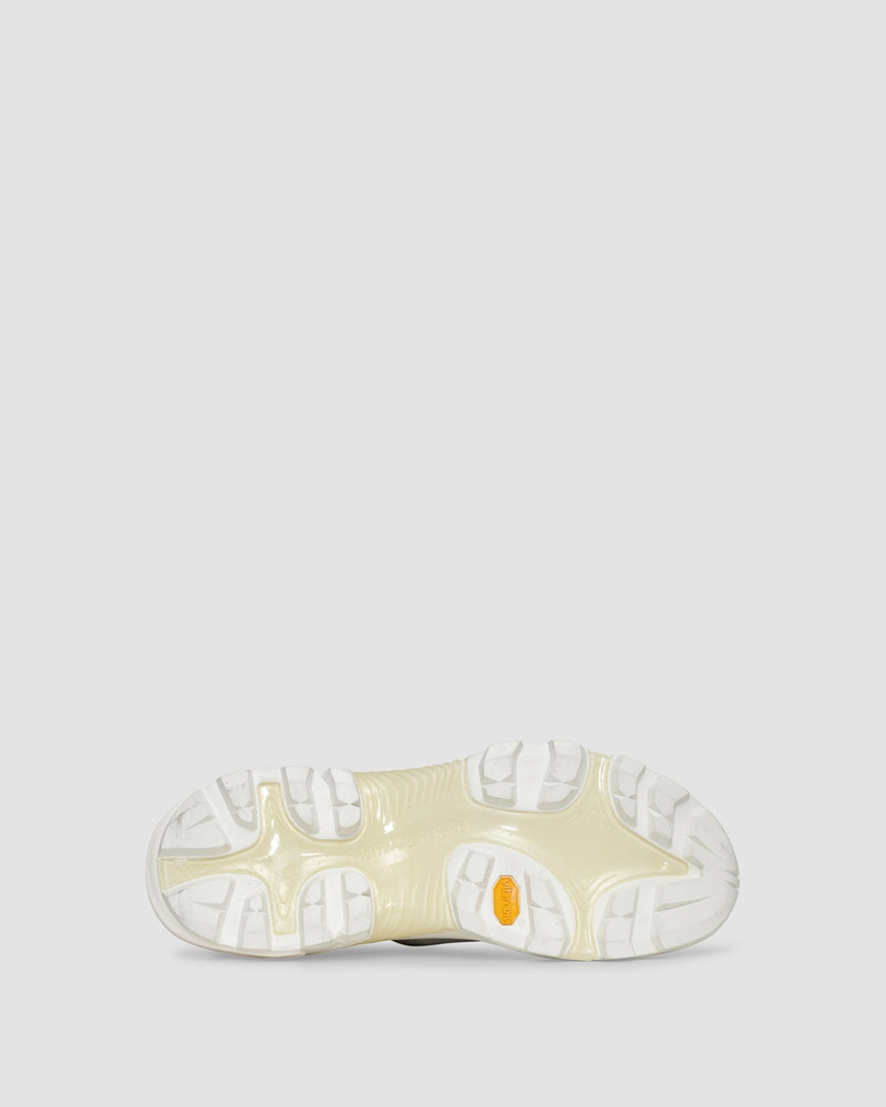 MID BOOT WITH VIBRAM SOLE 6