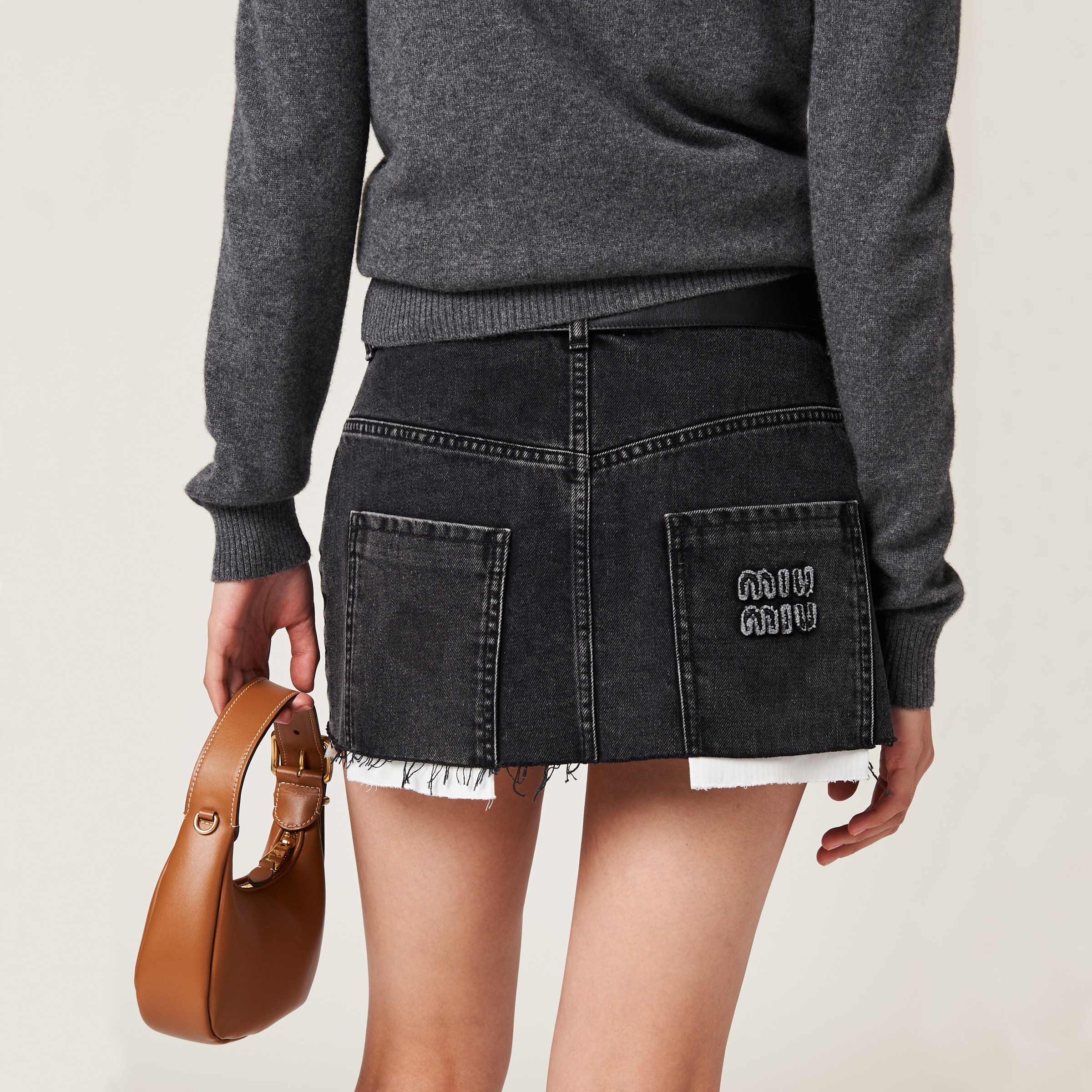 Black denim miniskirt - 5