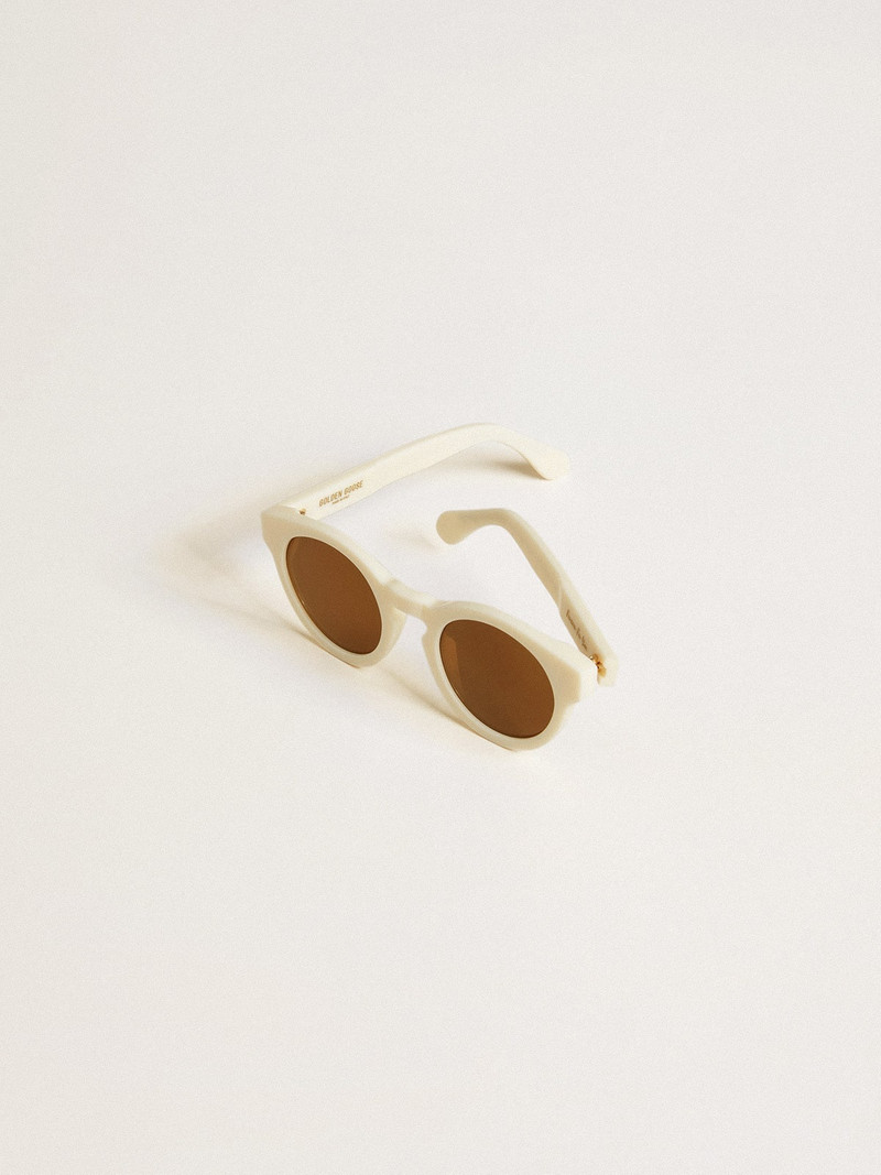 Golden Goose Square-style Panthos sunglasses with beige frame and gold details outlook
