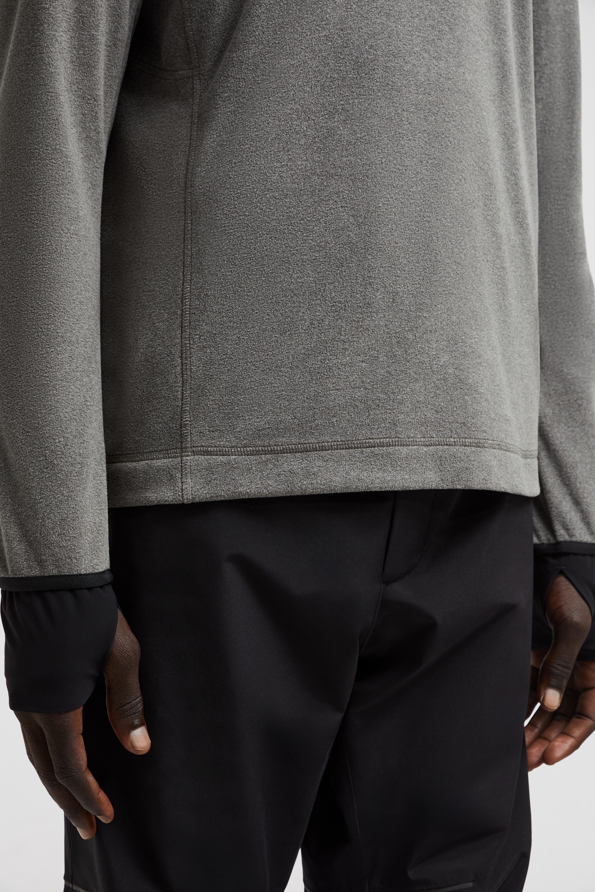 Sweatshirt - 6