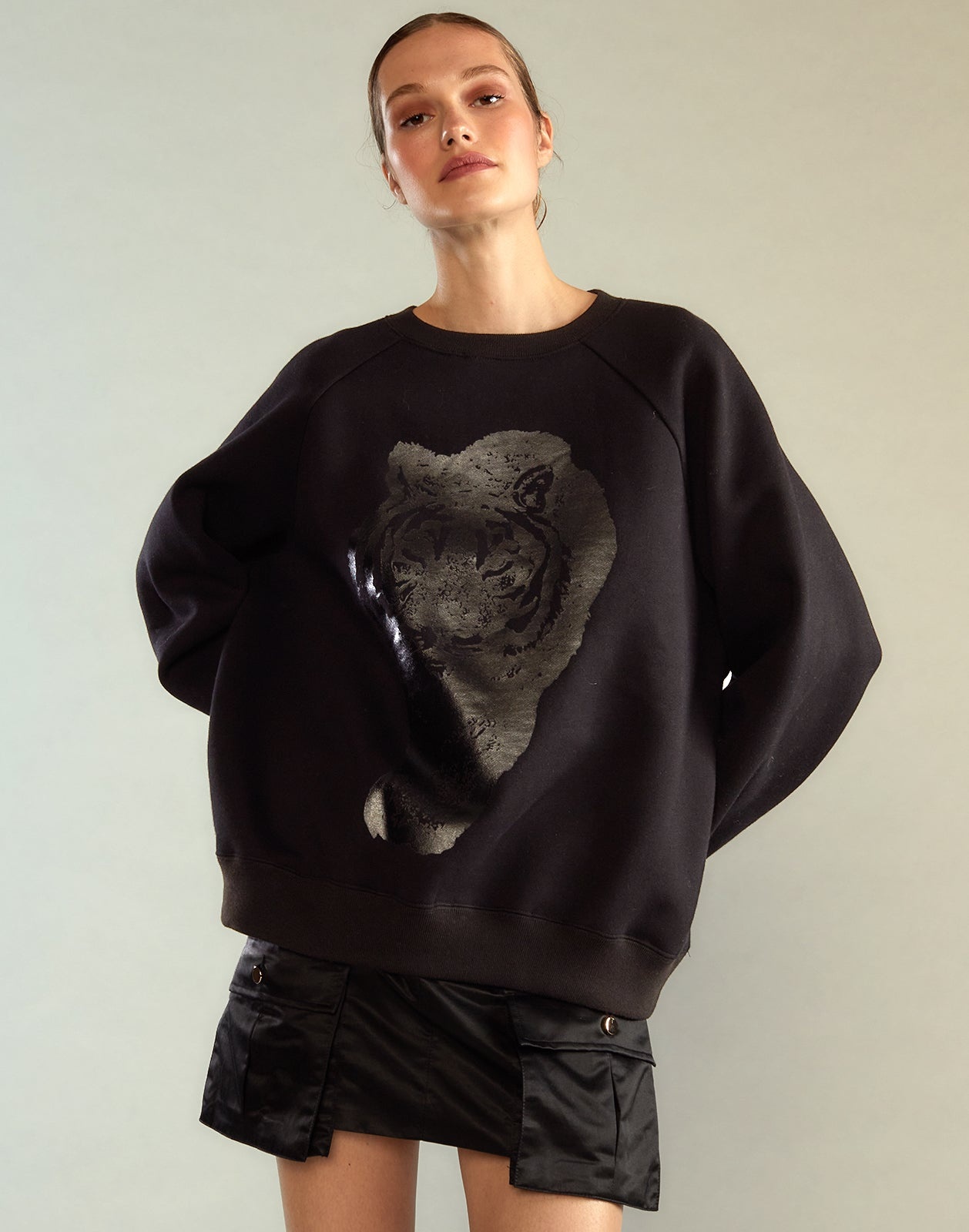 Lioness Crewneck - 2