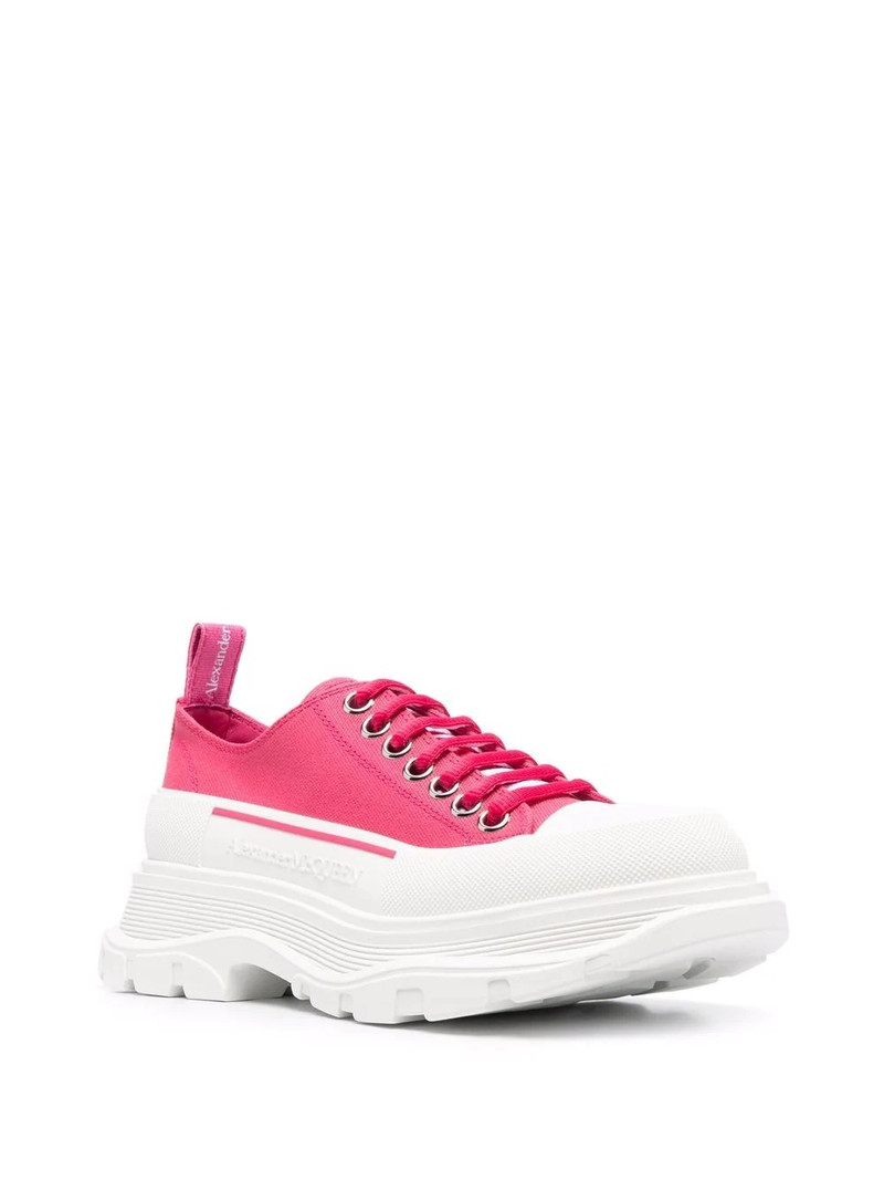 Alexander McQueen Tread chunky-sole sneakers outlook