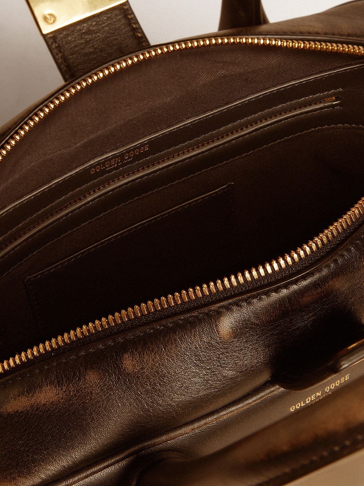 Vita Bag in black distressed leather with gold details - 7