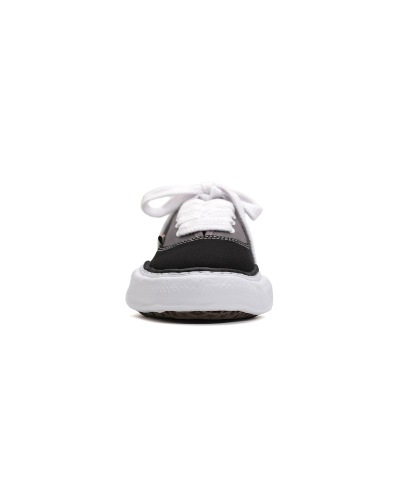 "BAKER" OG Sole Bicolor Canvas Low-top Sneaker 25