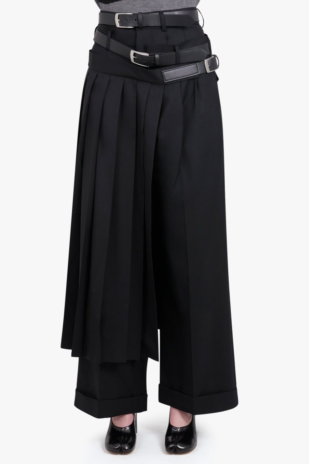 BUCKLE DETAIL CROSS OVER PLEAT PANEL PANT | BLACK - 3