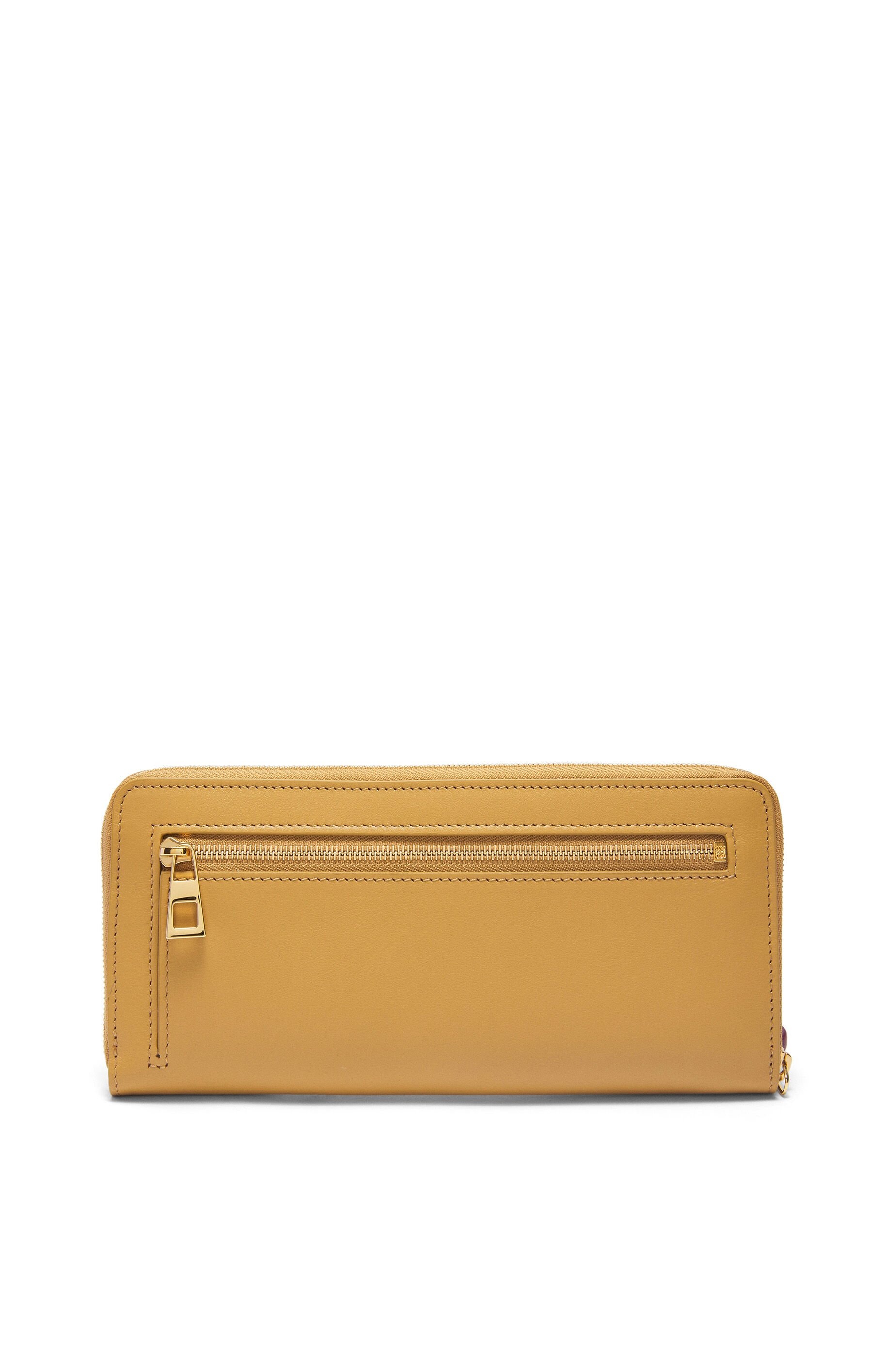 Knot zip around wallet in shiny nappa calfskin - 3