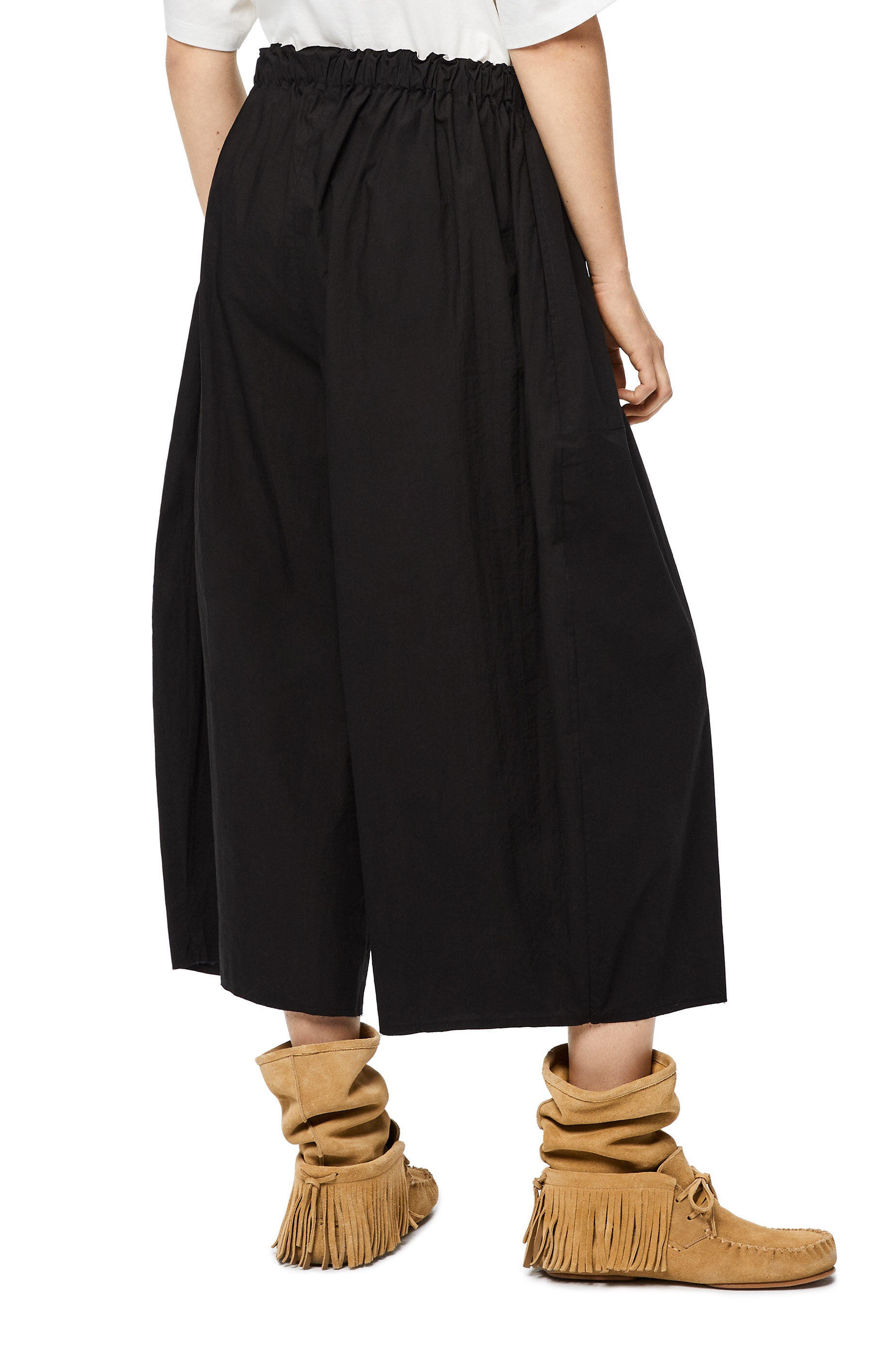 Cropped elasticated trousers in cotton - 4