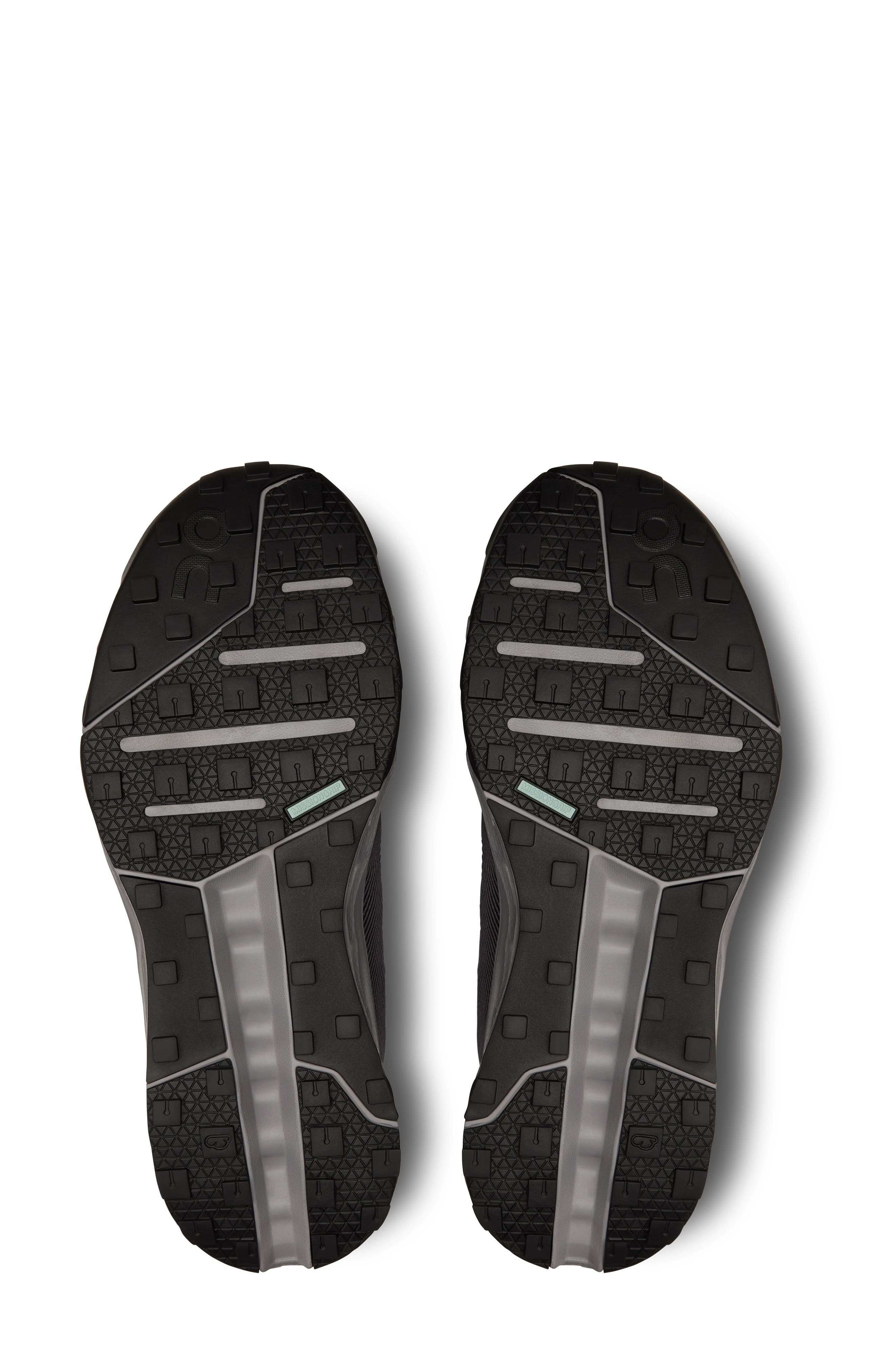 Cloudhorizon Hiking Shoe in Black/Alloy at Nordstrom - 4