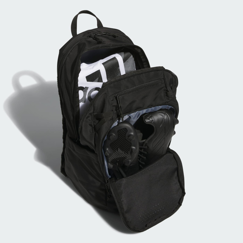 Defender 5 Backpack 4