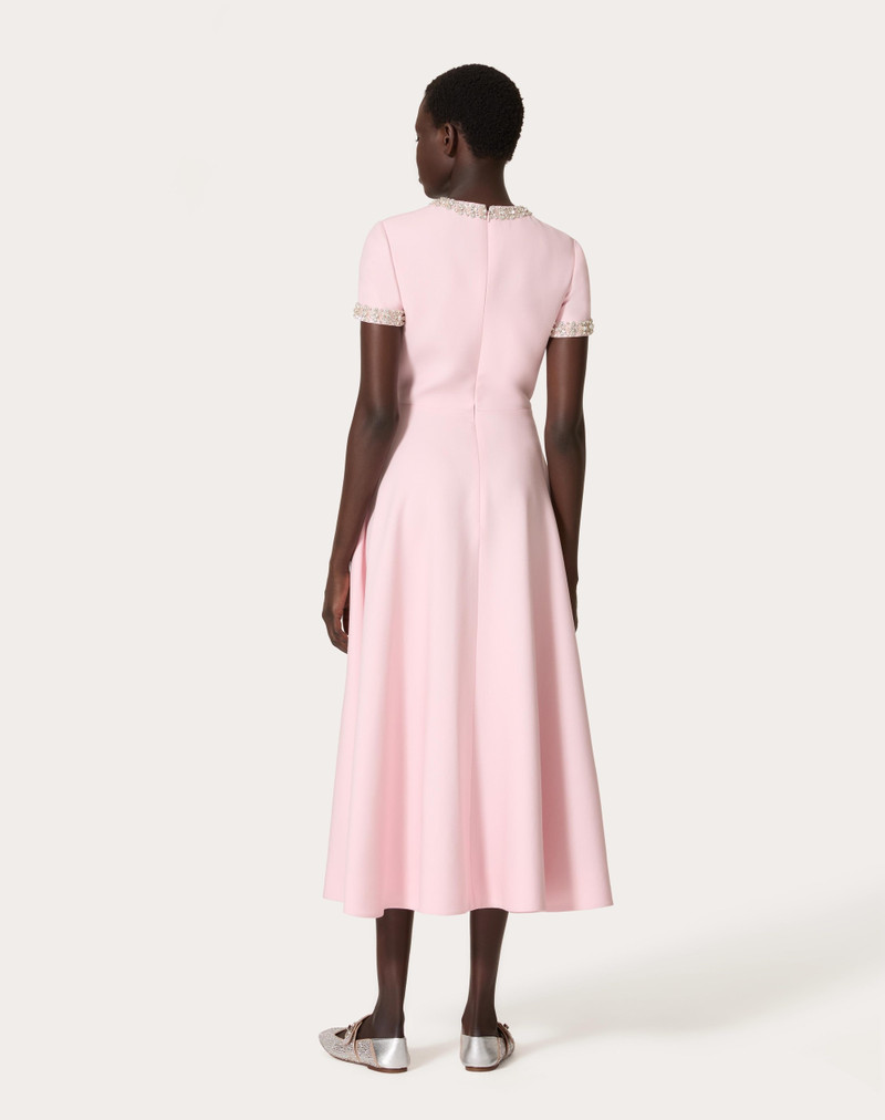 CREPE 기능 EMBROIDERED MIDI DRESS 4