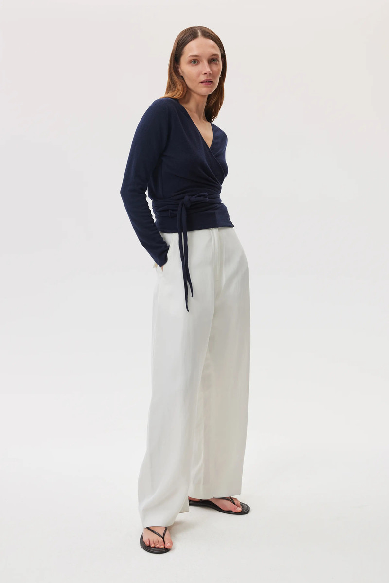 Johnstons of Elgin Cashmere Navy Ballet Wrap outlook